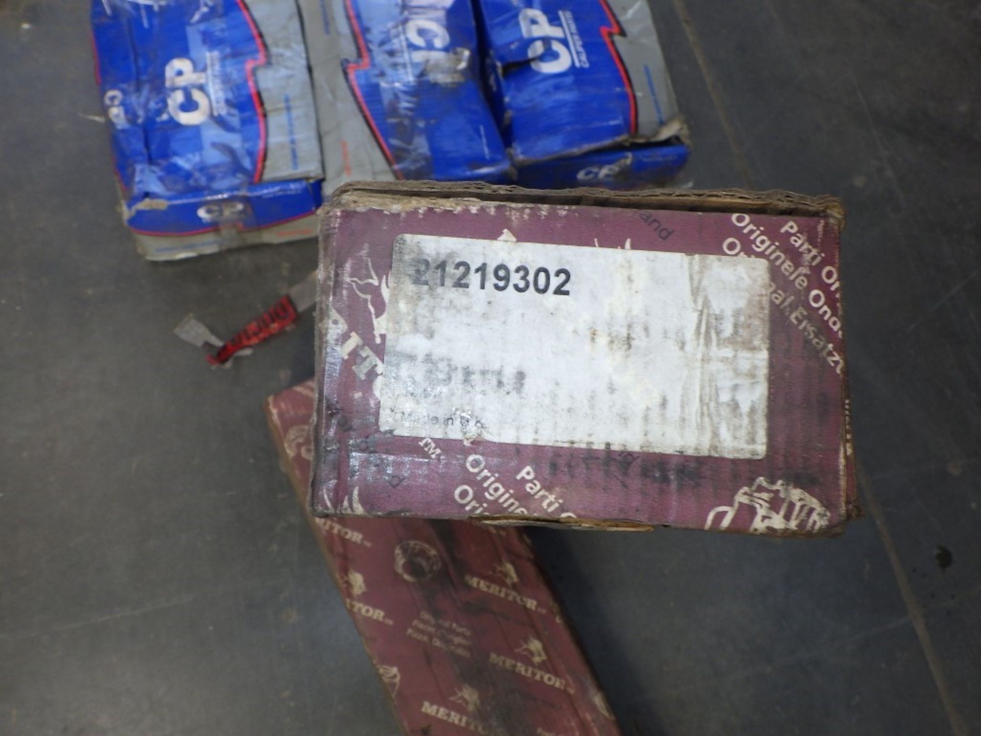 Assorted Trailer & Truck Parts (1 Pallet) - Image 18 of 20