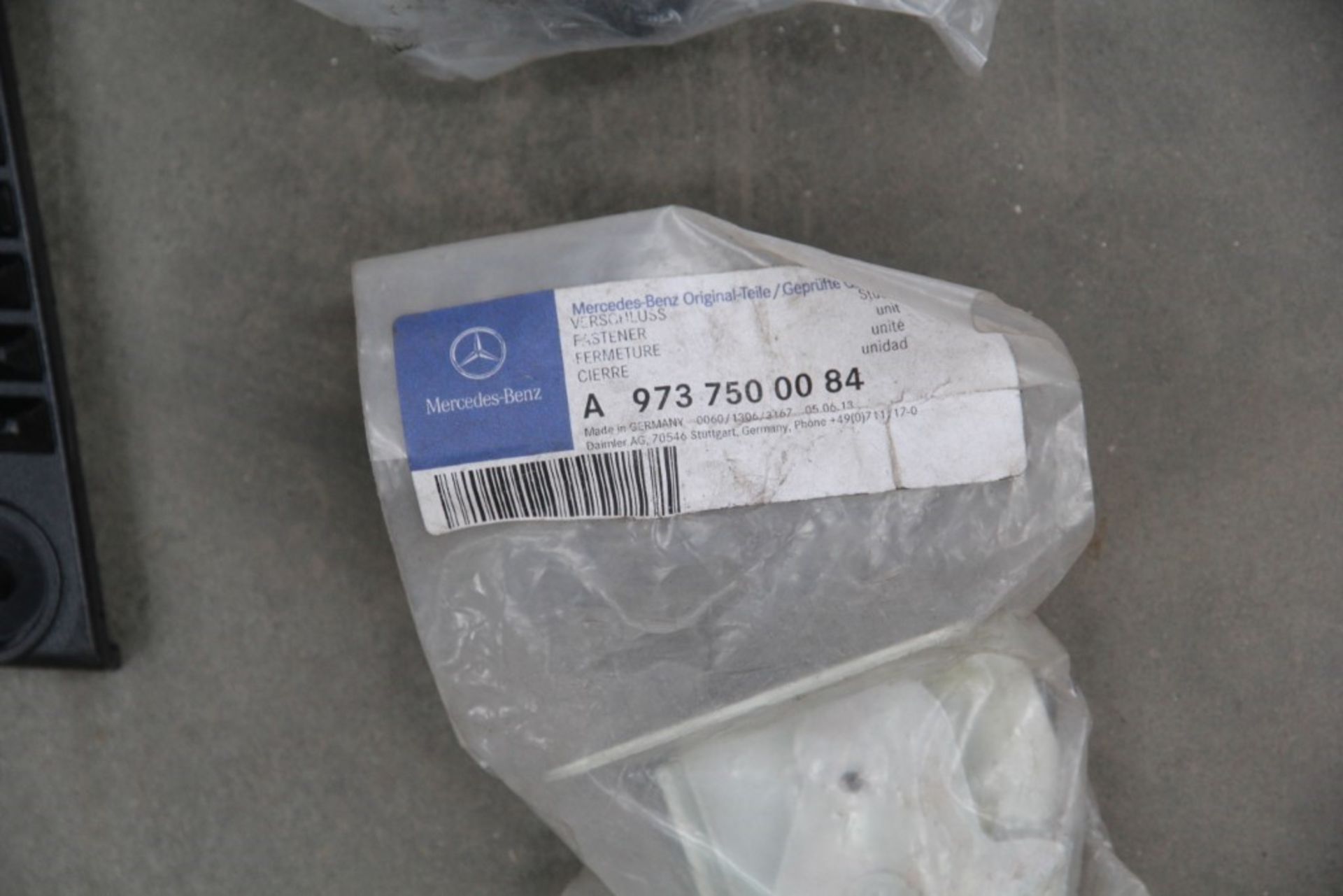 Mercedes-Benz Truck Parts (1 pallet) - Image 54 of 64