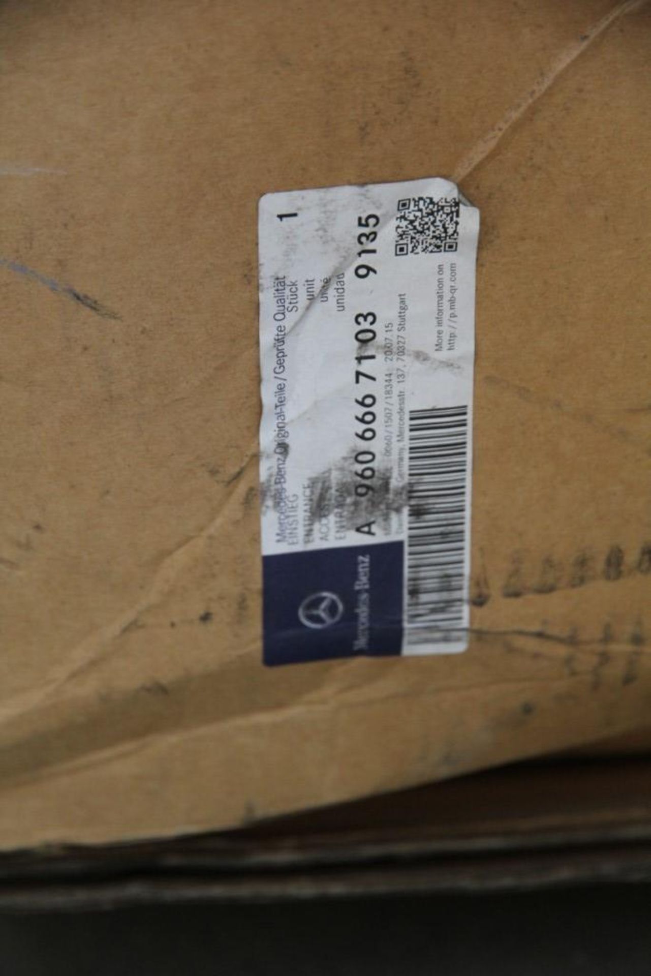 Mercedes-Benz Truck Parts (1 Pallet) - Image 9 of 9