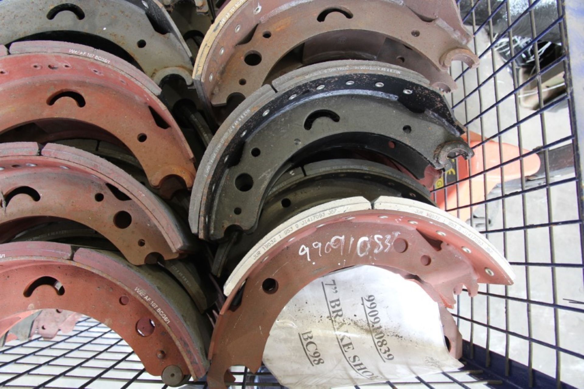 BPW & SAF Brake Shoes / Linings (1 Pallet) - Image 3 of 5