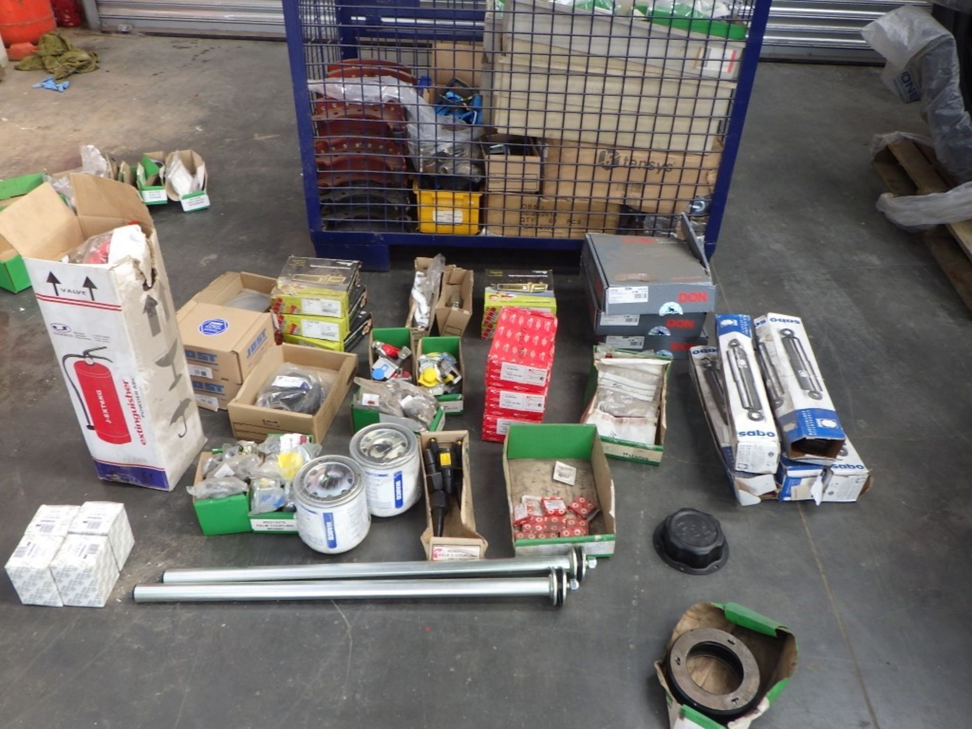 Assorted Trailer Parts (1 Pallet)