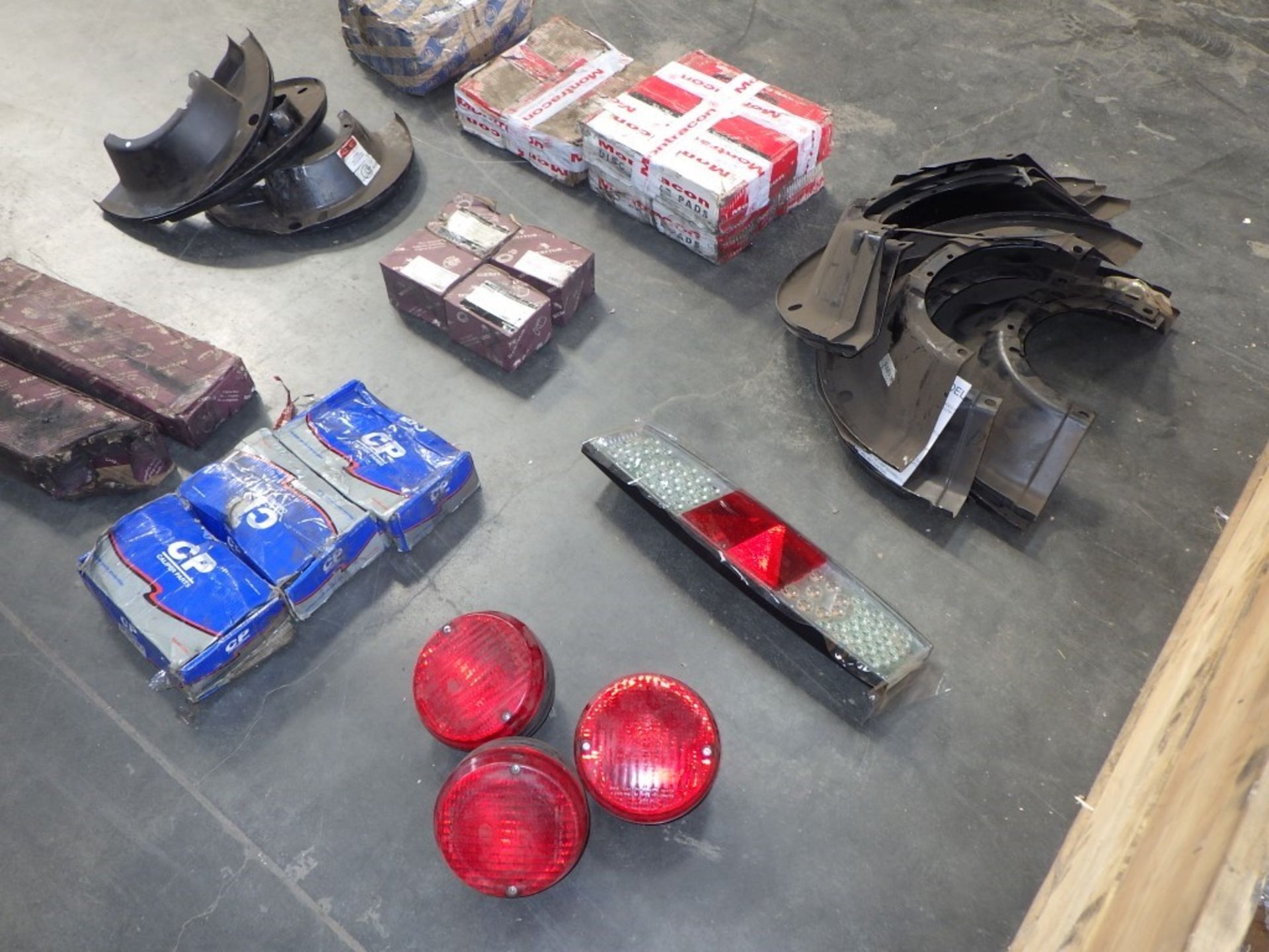 Assorted Trailer & Truck Parts (1 Pallet) - Image 4 of 20