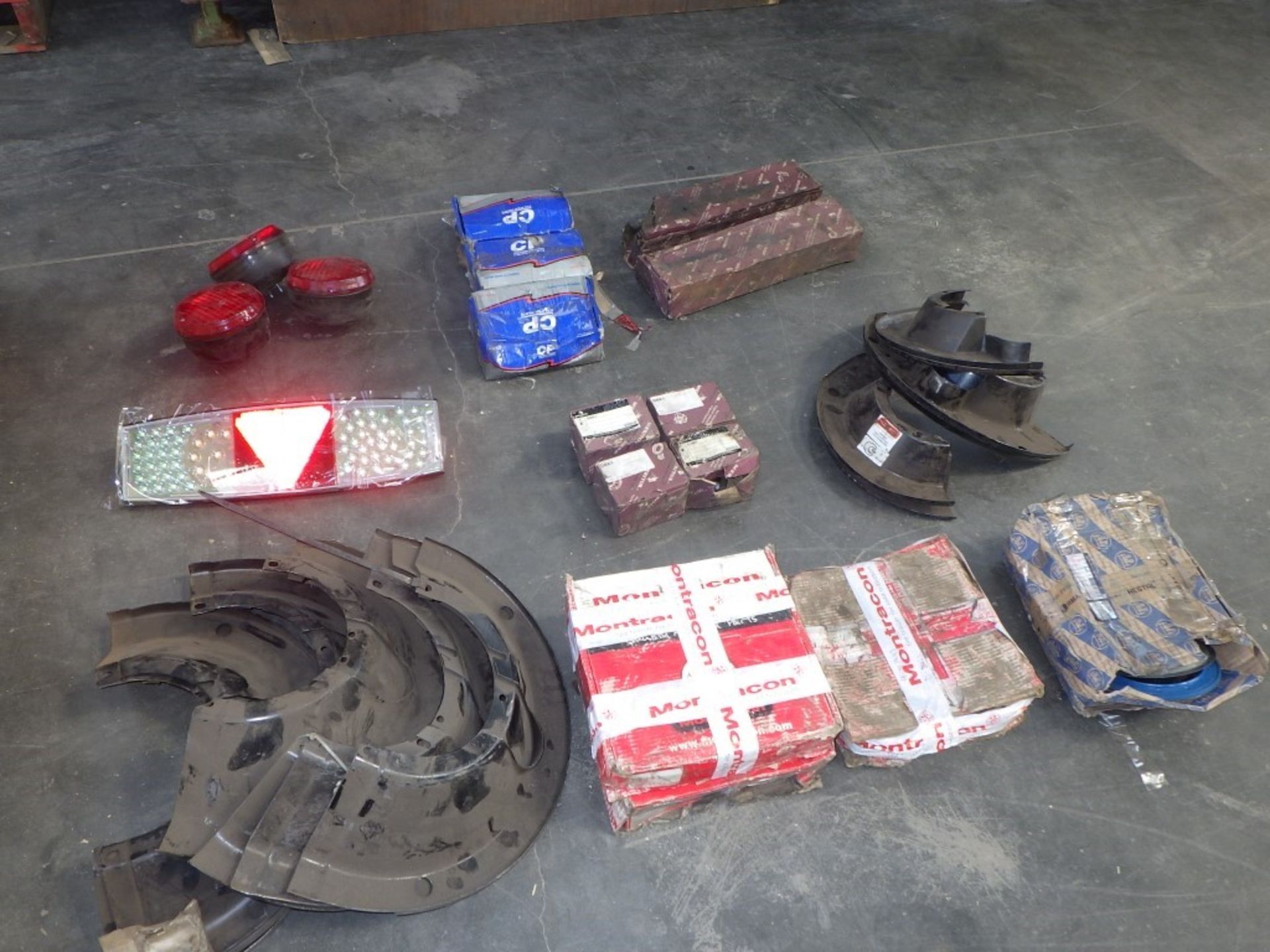 Assorted Trailer & Truck Parts (1 Pallet) - Image 15 of 20