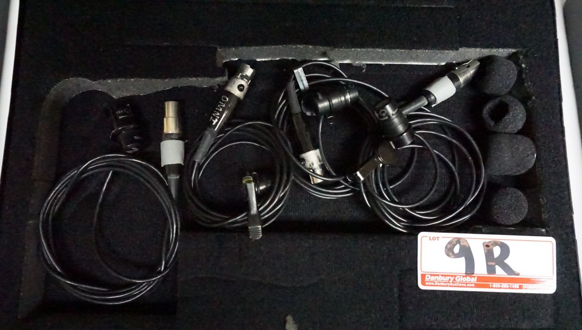 UNITS - SHURE WL184 HYPERCARDIOD LAVALIER MICROPHONE (TA4F) (3 UNITS) & SHURE WL183 OMNI LAVALIER