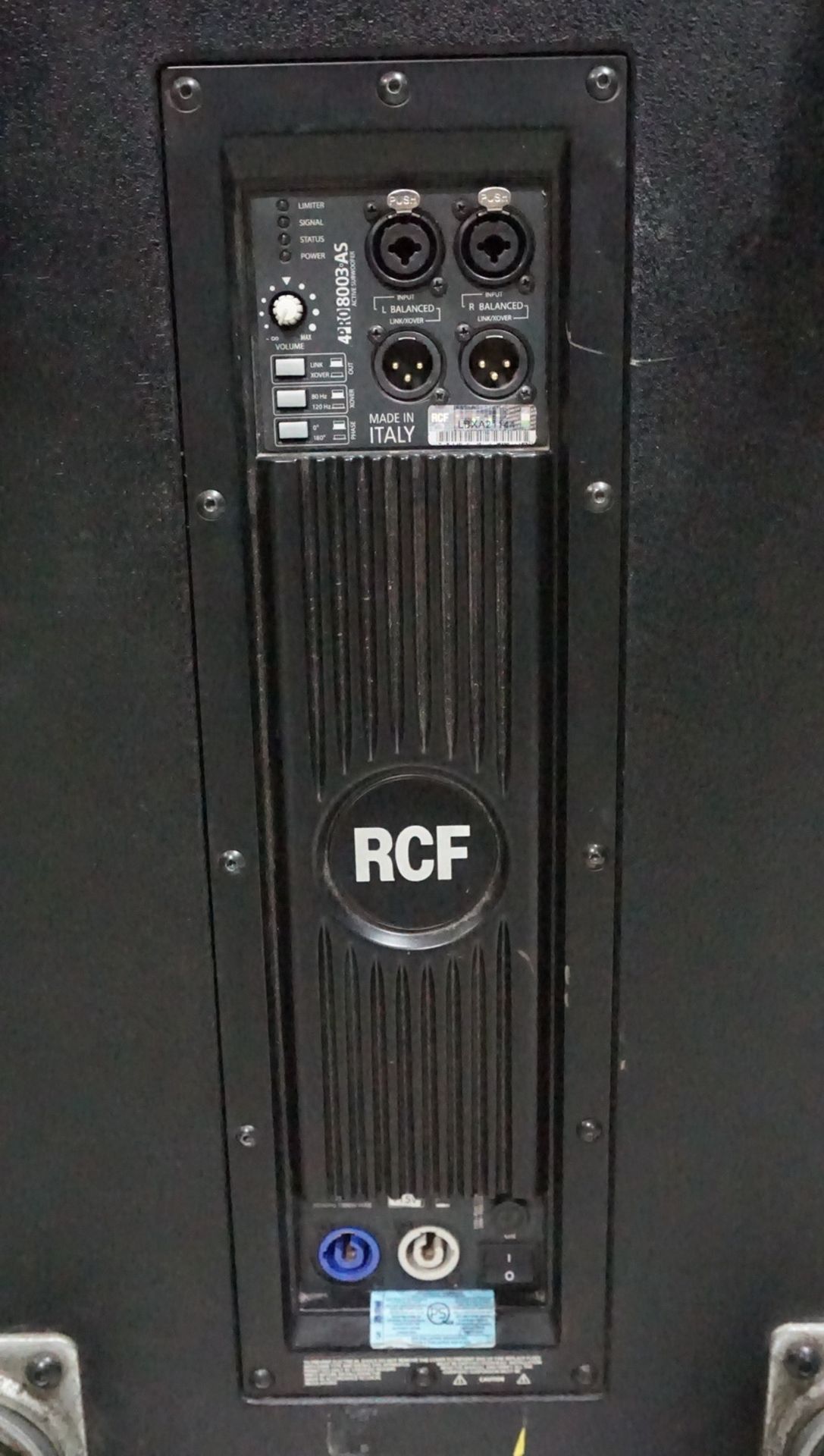 UNITS - RCF 4PRO 8003-AS POWERED SUB-WOOFER (ONLY 1 COVER) - Image 2 of 3