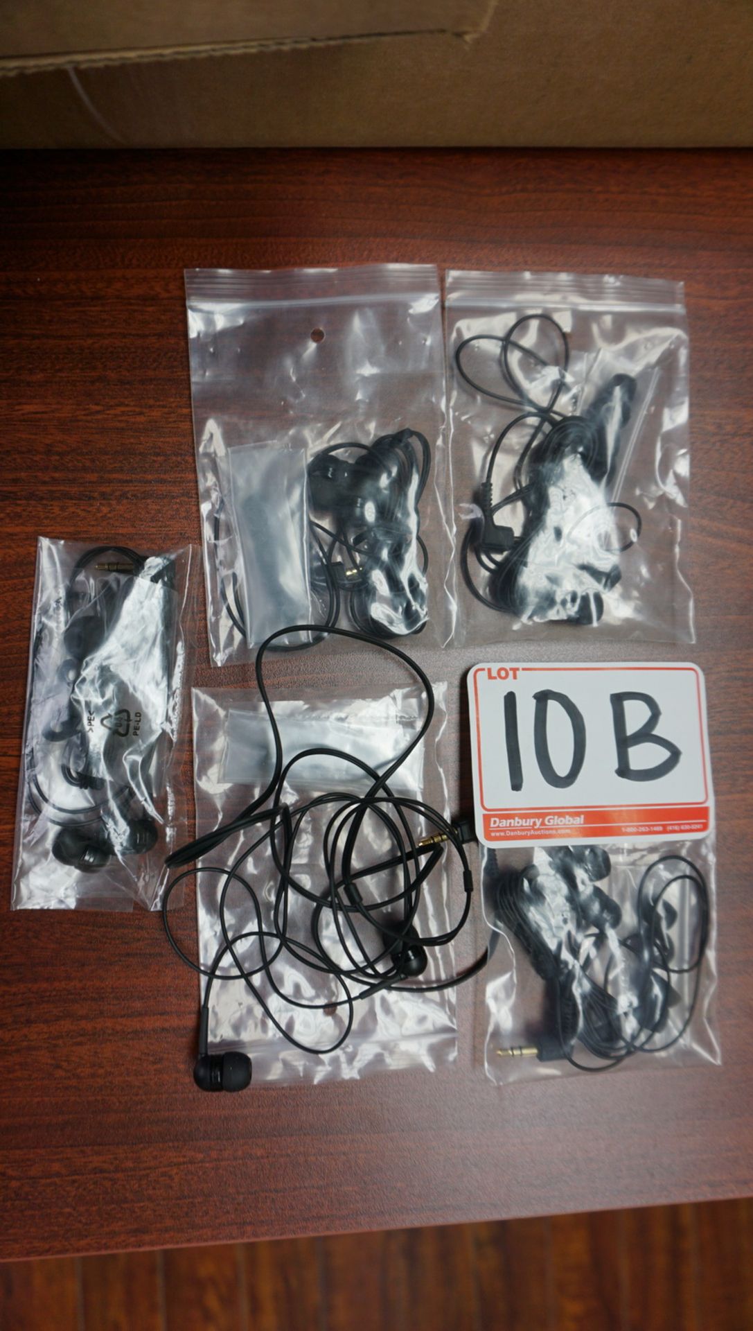 LOT - SENNHEISER IE4 EAR BUDS (5 UNITS)