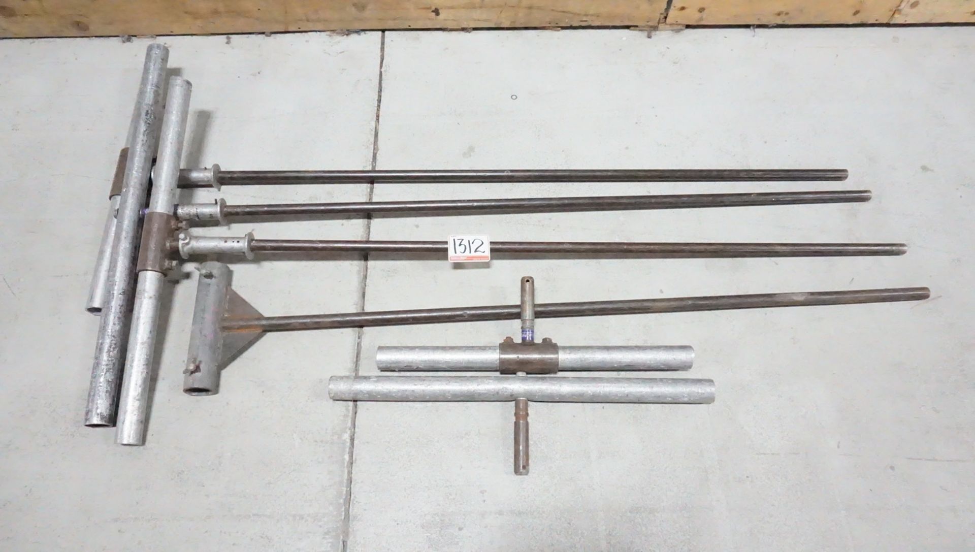 LOT - MANFROTTO 60" T-BARS (5 UNITS)