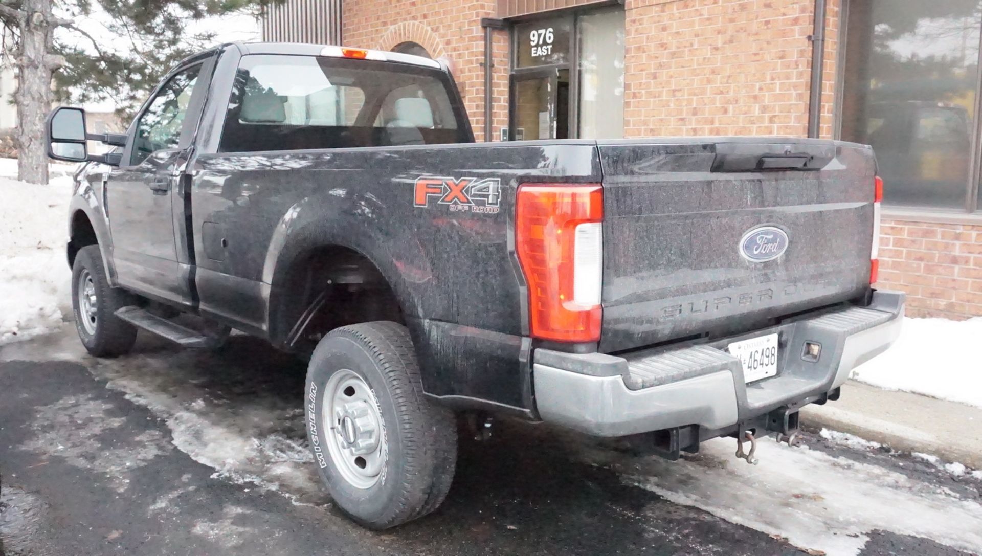 2018 FORD F250 SUPER DUTY PICKUP TRUCK W/ V8 6.2L GAS ENGINE, 4WD, VIN 1FTBF2B63JEC15123 (24,285 - Image 5 of 8