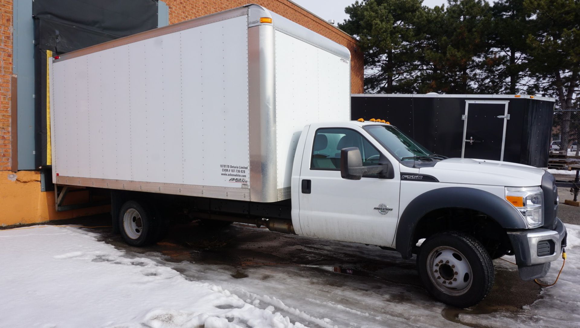 2016 FORD F550 SUPER DUTY STRAIGHT TRUCK W/ V8 6.7L DIESEL ENGINE, 4X2 C/W 14_ L BOX W/ INTEGRAL - Image 2 of 14