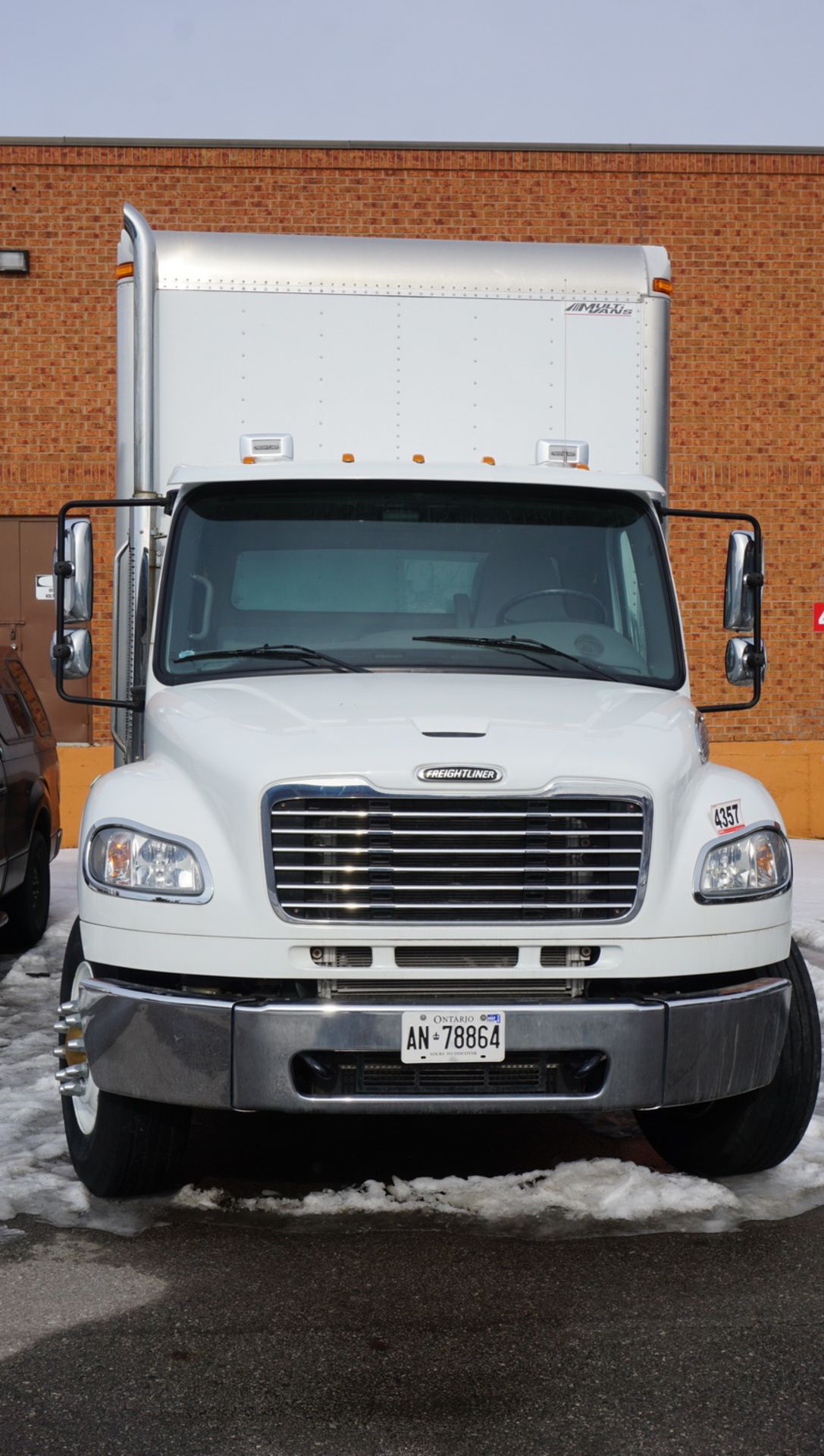 2016 FREIGHTLINER M2 160 CUMMINS TANDEM 20-TON STRAIGHT TRUCK W/ L6 8.9L ISL9 DIESEL ENGINE, - Image 4 of 19