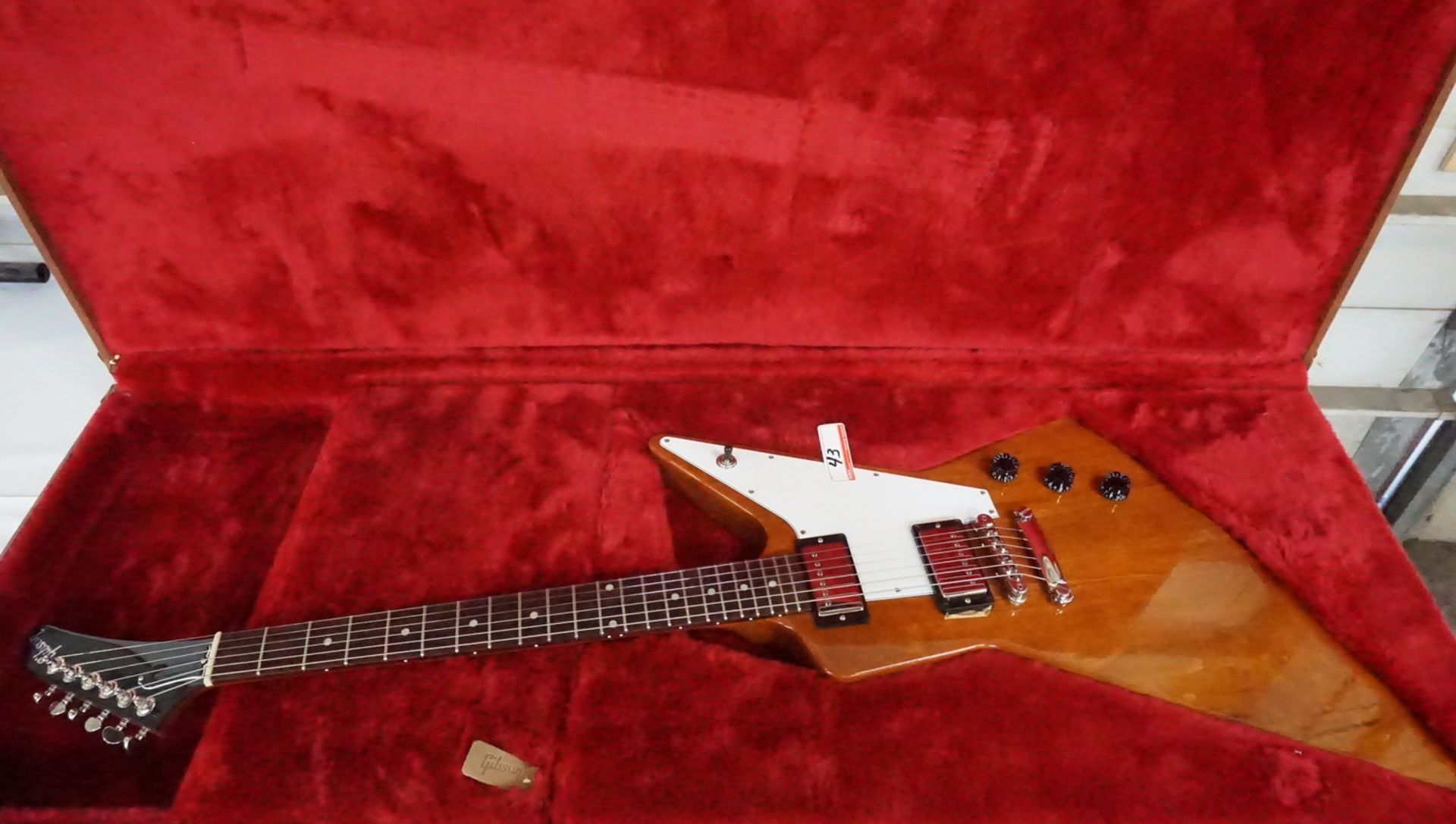 2018 GIBSON EXPLORER ANTIQUE NATRUAL ELECTRIC GUITAR (SMALL DENT ON SIDE) W/ GIBSON BROWN - Image 9 of 9