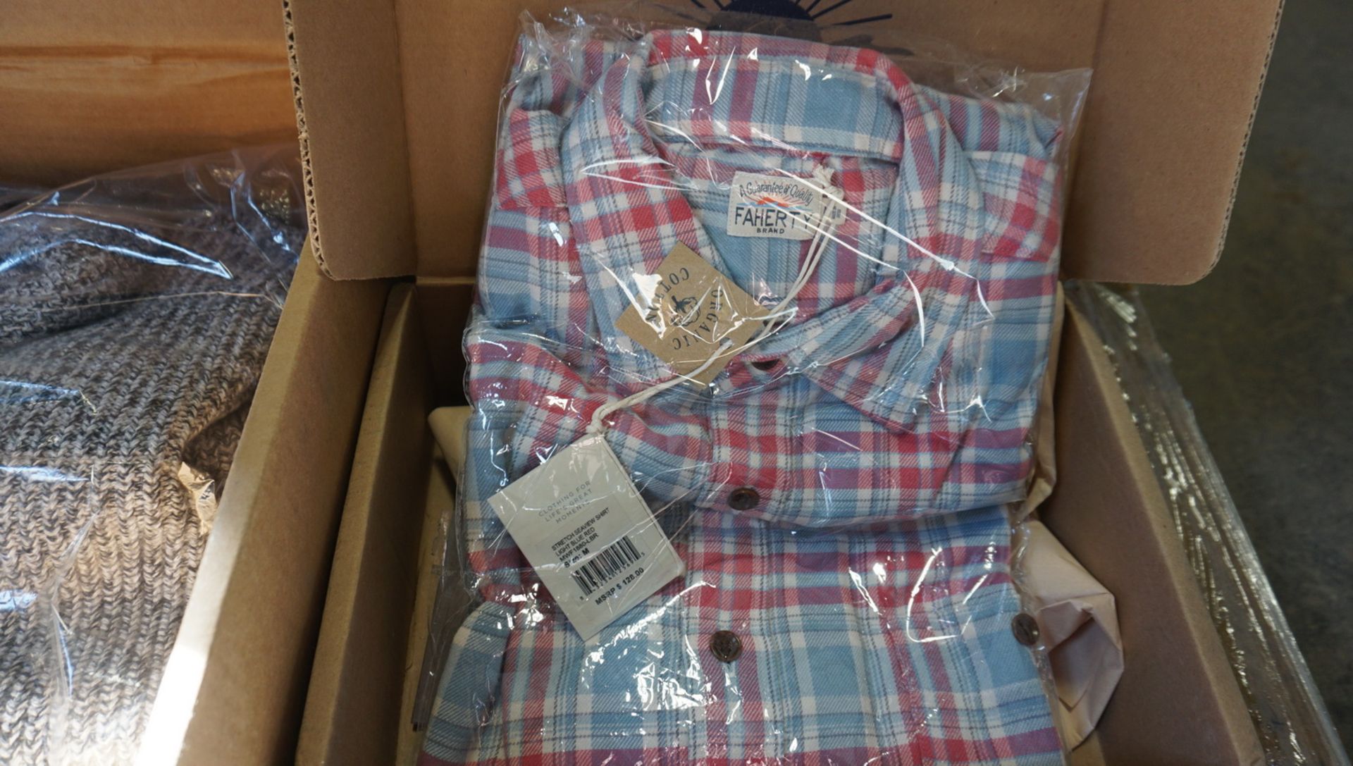 LOT - FAHERTY MENS DRESS SHIRTS & SWEATERS (72 PCS) - Image 2 of 7