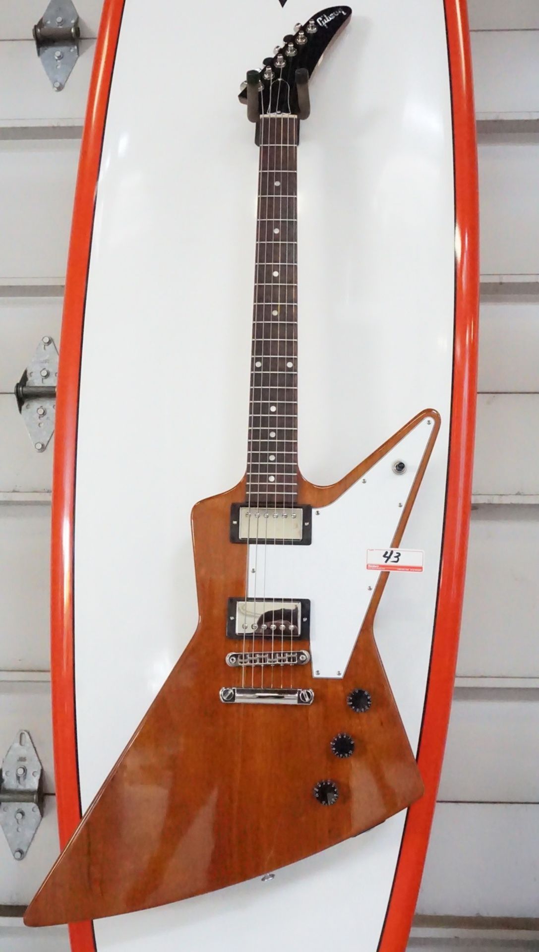 2018 GIBSON EXPLORER ANTIQUE NATRUAL ELECTRIC GUITAR (SMALL DENT ON SIDE) W/ GIBSON BROWN