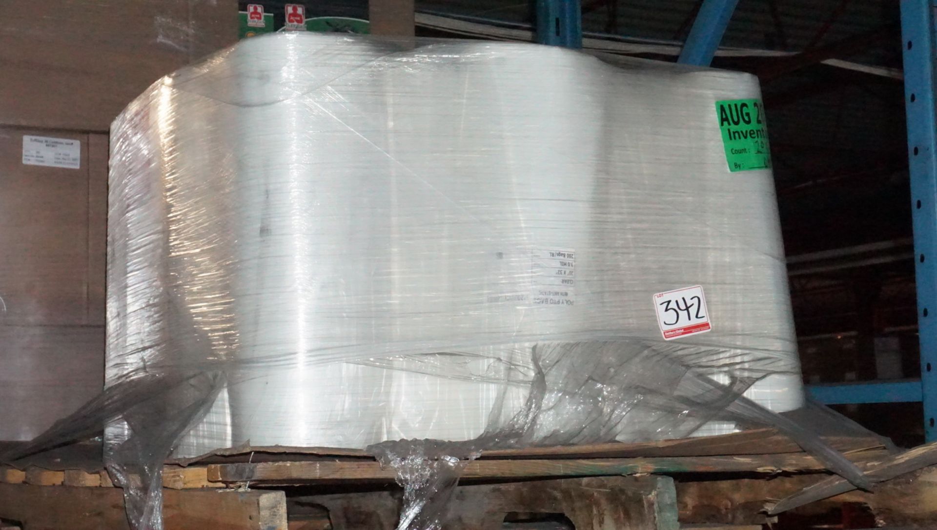 ROLLS - CLEAR 25 X 32" 3 MIL POLY BAGS (200 BAGS / ROLL)
