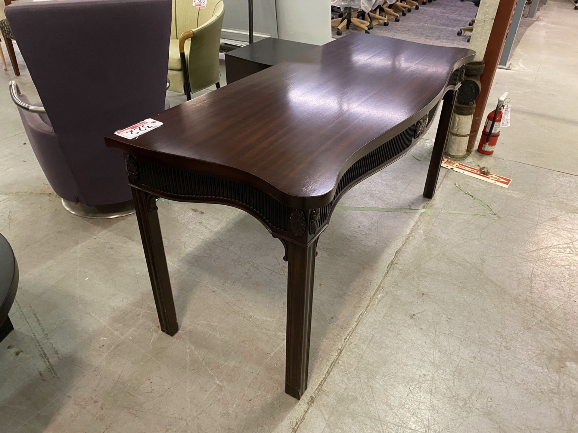 GIORGETTI MAHOGANY 26 X 64.5 X 32.5" TABLE (SCRATCHES ON TOP) - Image 2 of 2