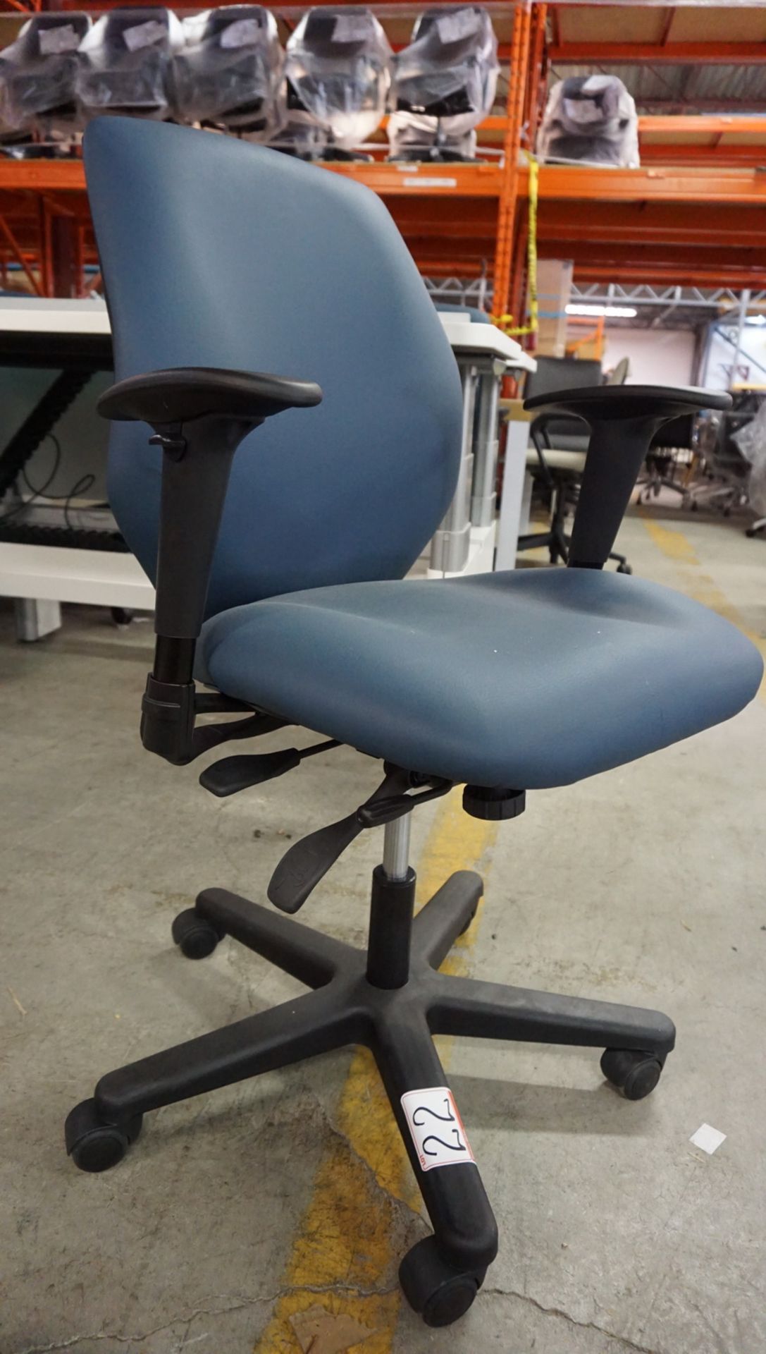 ALL SEATING BLUE PNEU ADJ OFFICE CHAIR