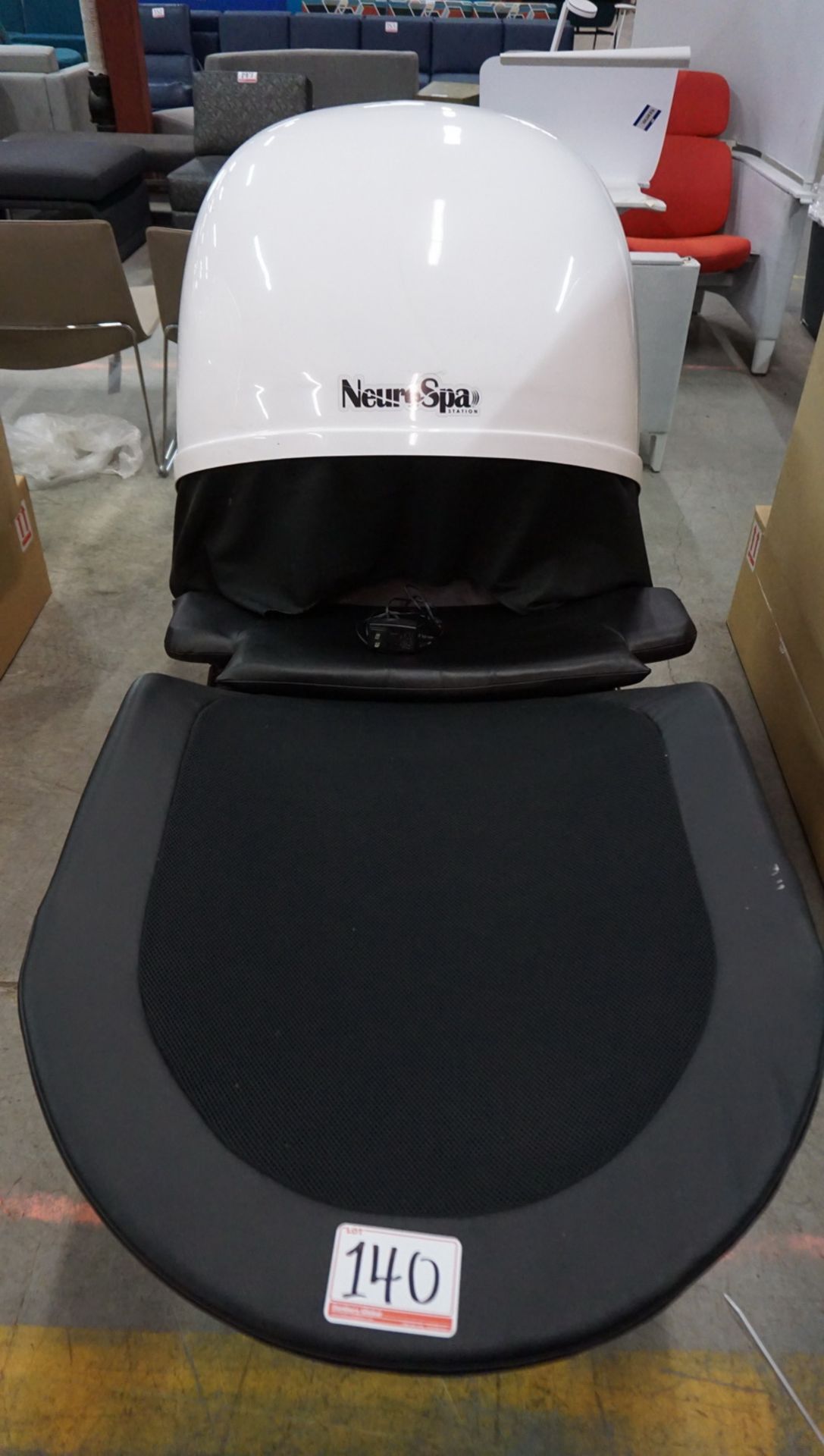 NEURO SPA BLACK ZERO-GRAVITY ENERGIZING RELAXATION CHAIR