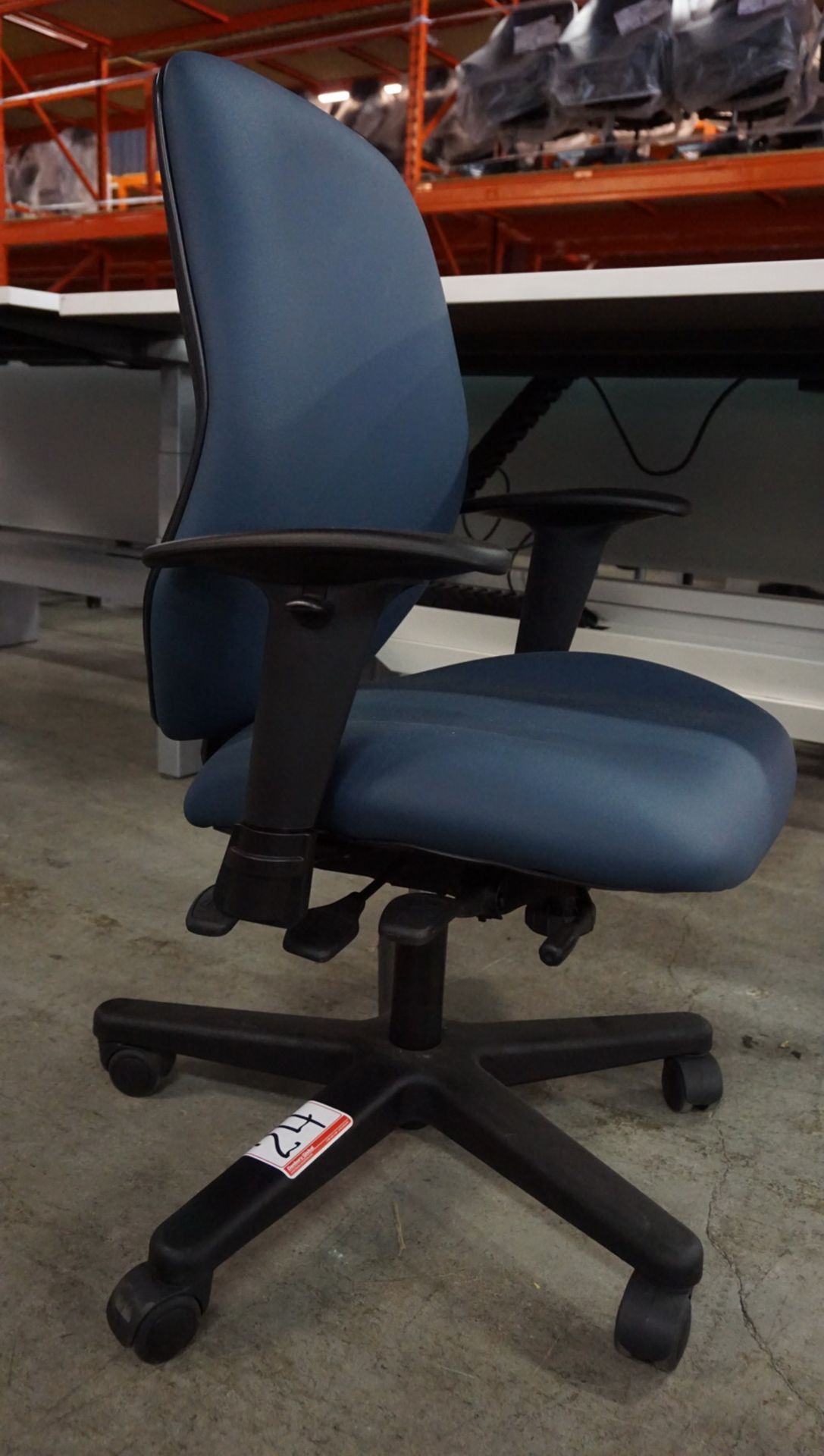 ALL SEATING BLUE PNEU ADJ OFFICE CHAIR