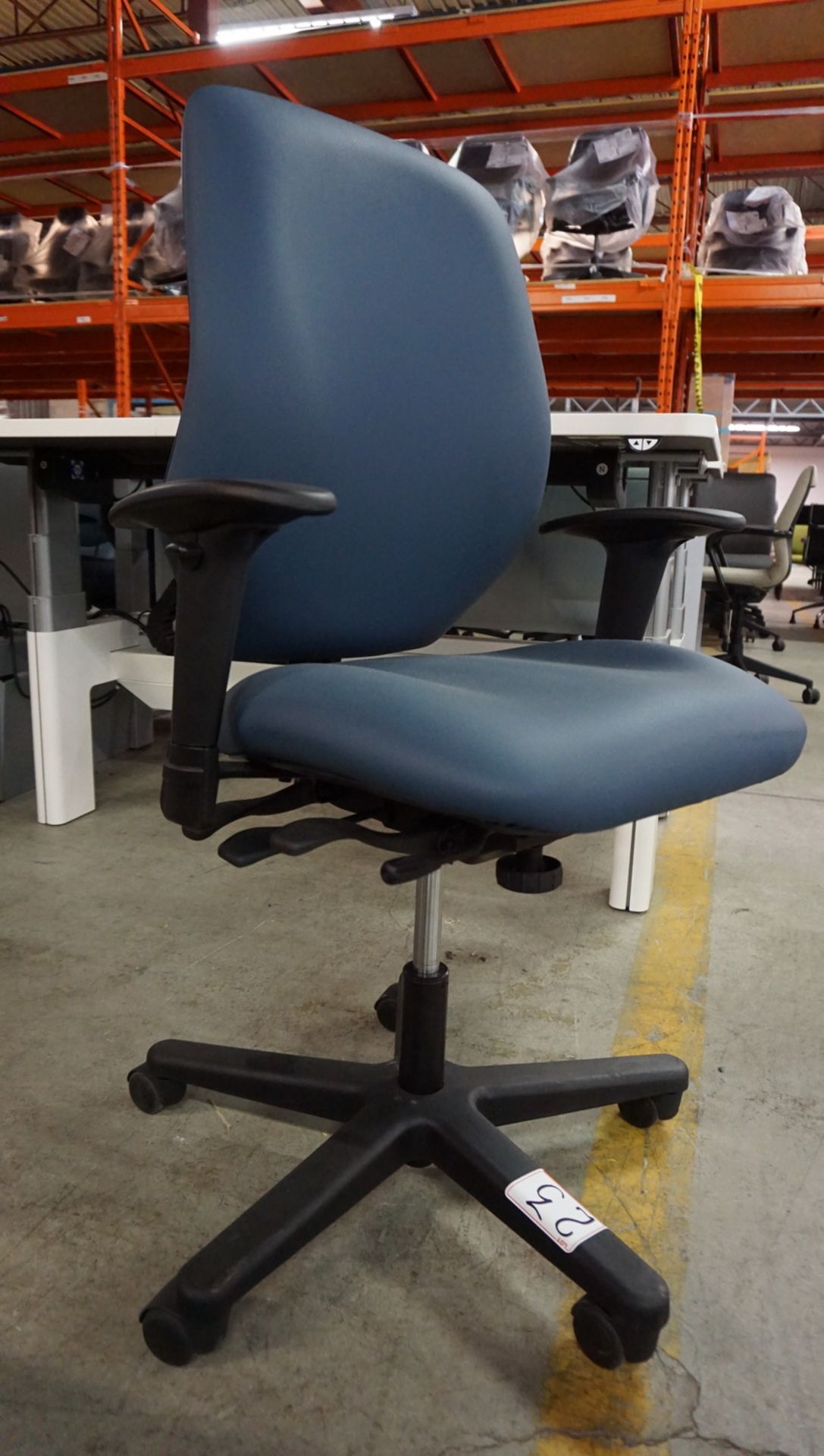 ALL SEATING BLUE PNEU ADJ OFFICE CHAIR