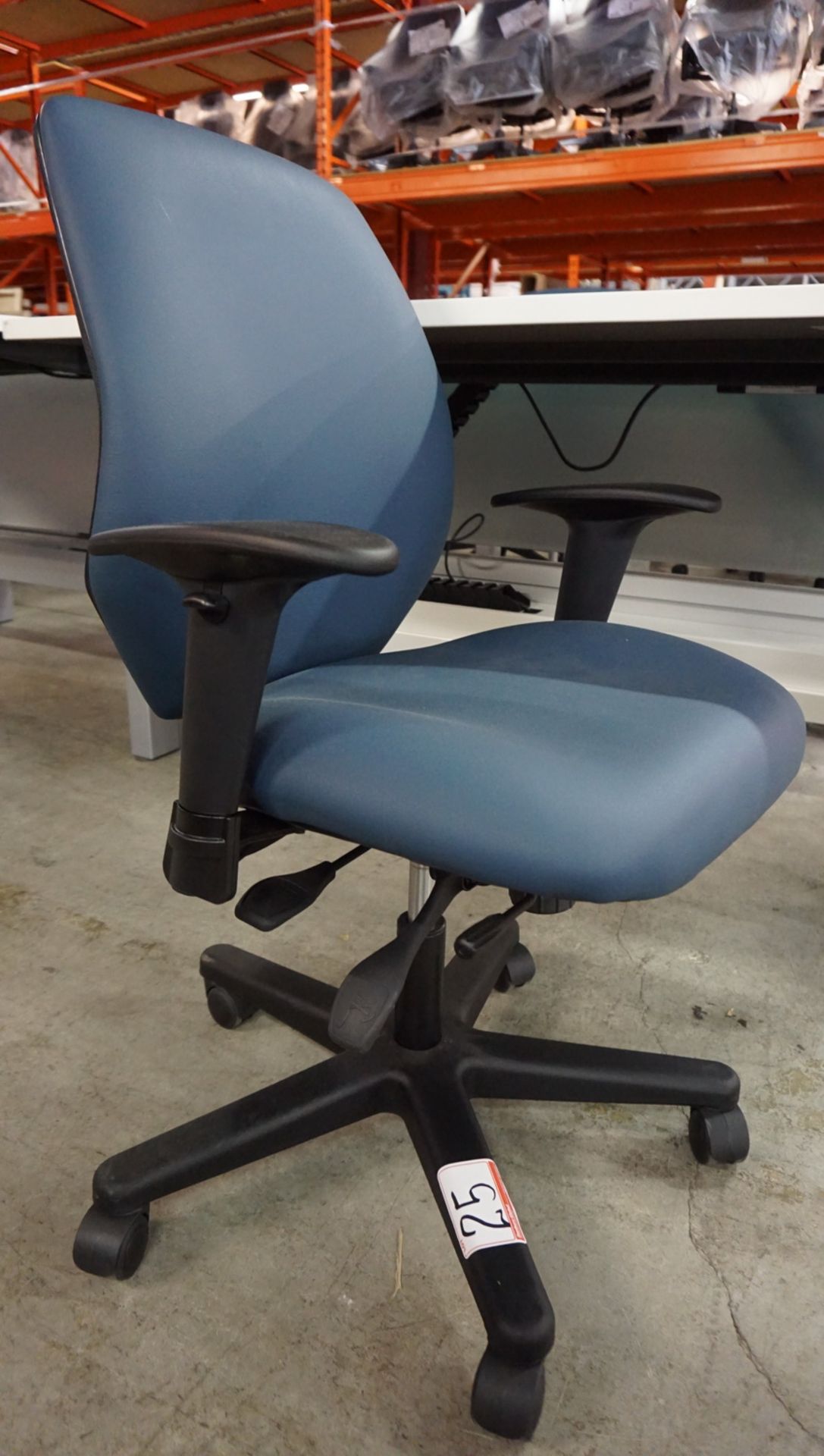 ALL SEATING BLUE PNEU ADJ OFFICE CHAIR