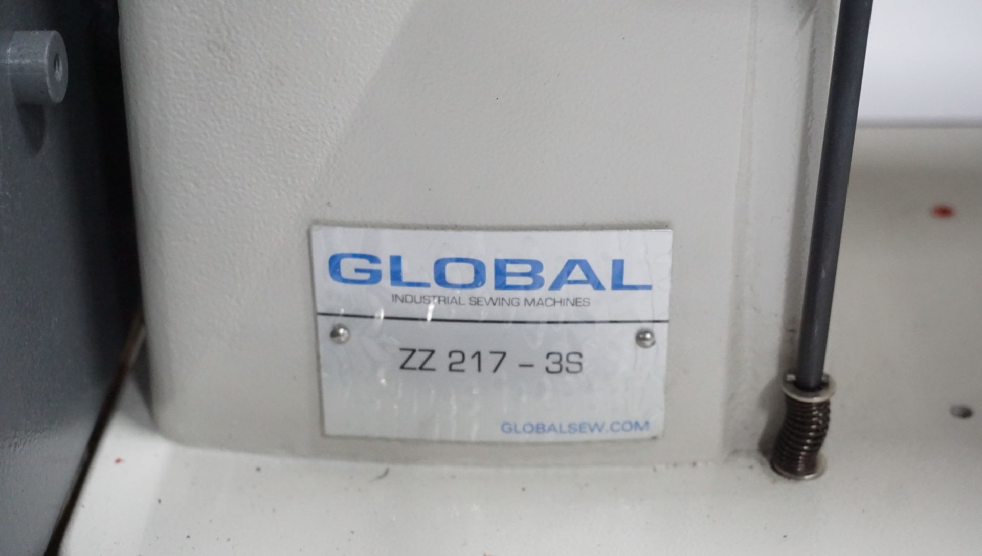 (NEW) GLOBAL ZZ-217-3S SINGLE NEEDLE ZIG-ZAG SEWING MACHINE - Image 6 of 6