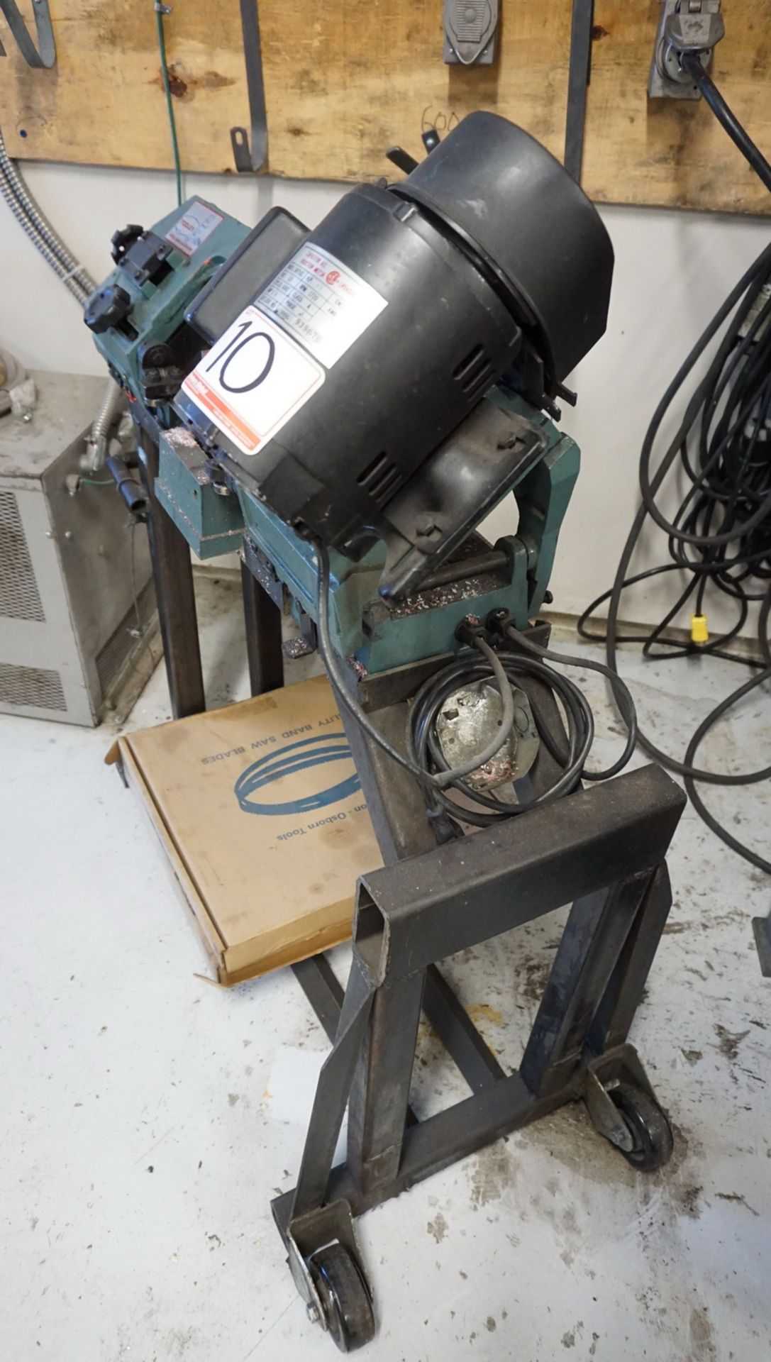 TOOLEX 1/3HP HORIZONTAL BAND SAW 7.5" W/ CUSTOM STEEL STAND - Image 2 of 2