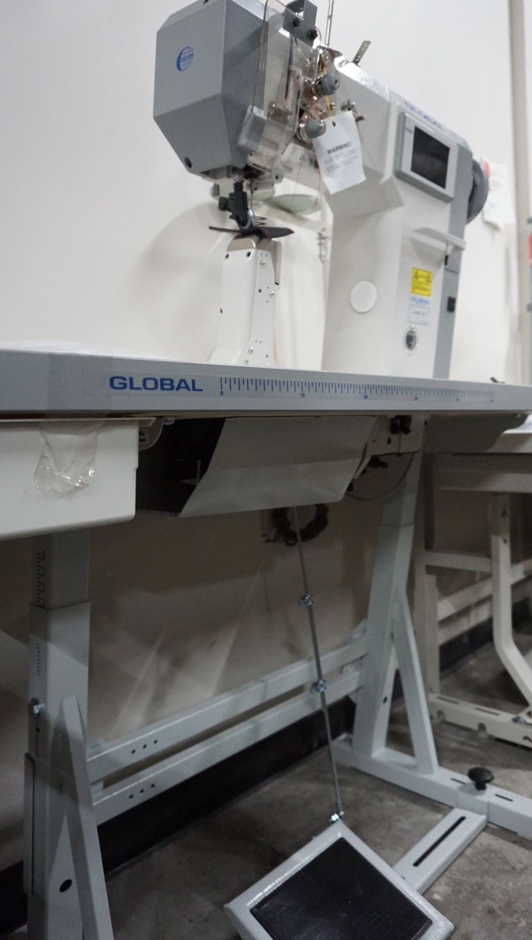 (NEW) GLOBAL LP-8971-I-AUT SINGLE NEEDLE, POSTBED, WHEEL FEED, TOP DRIVE, SEWING MACHINE, S/N - Image 2 of 7