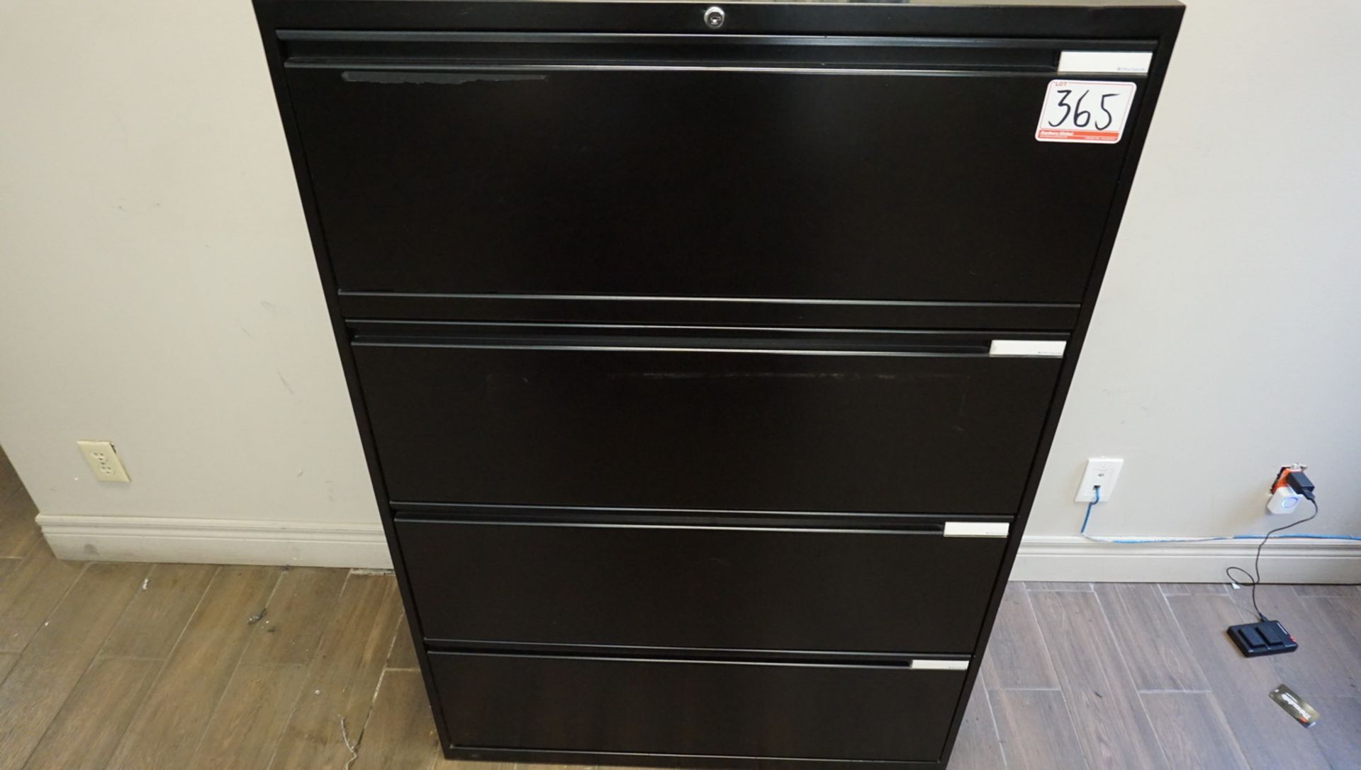 BLACK STEEL 4-DR LATERAL FILE CABINET