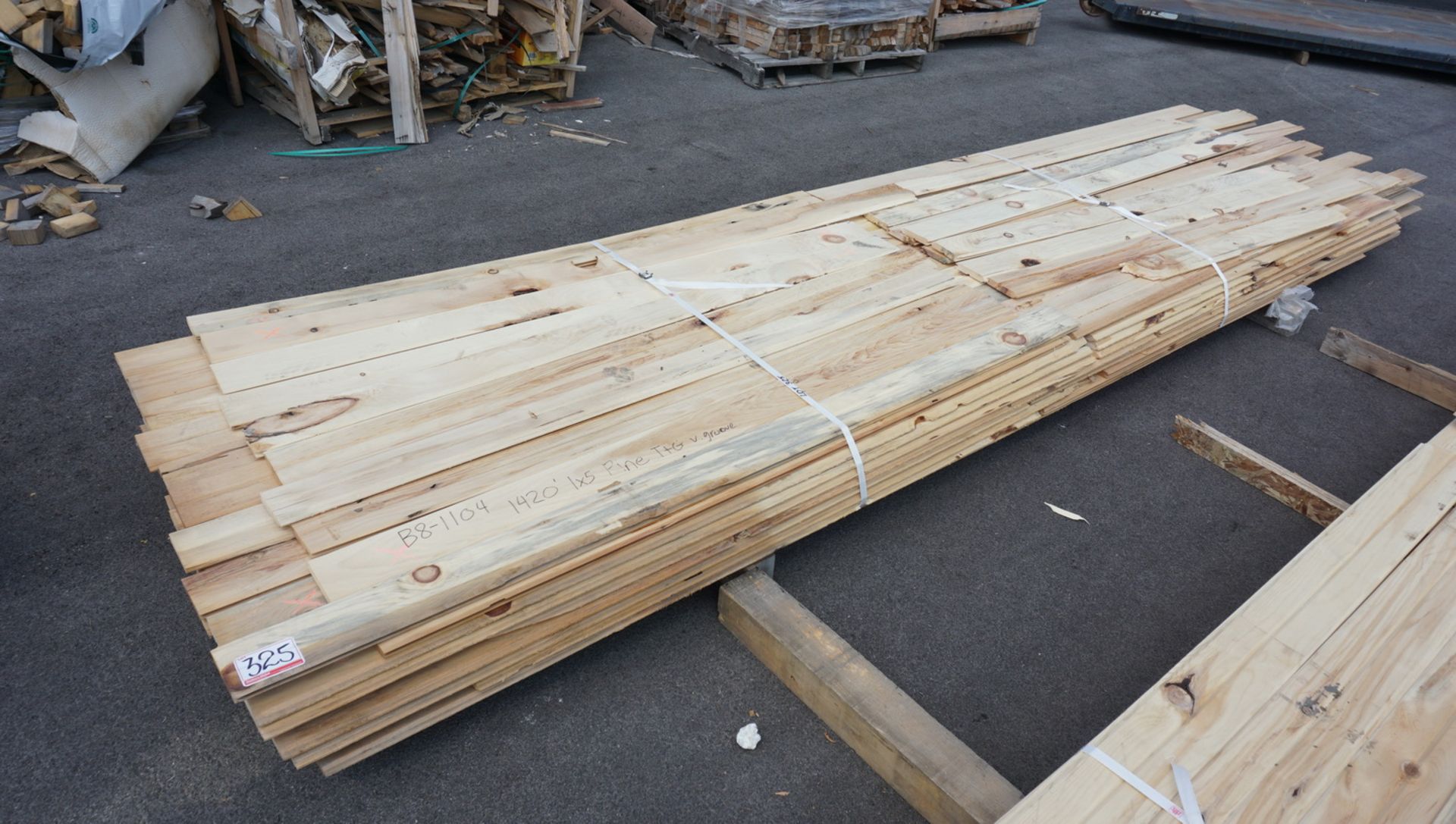 LOT - 1420' OF 1 X 5 PINE TONGUE & GROOVE LUMBER (V-GROOVE)