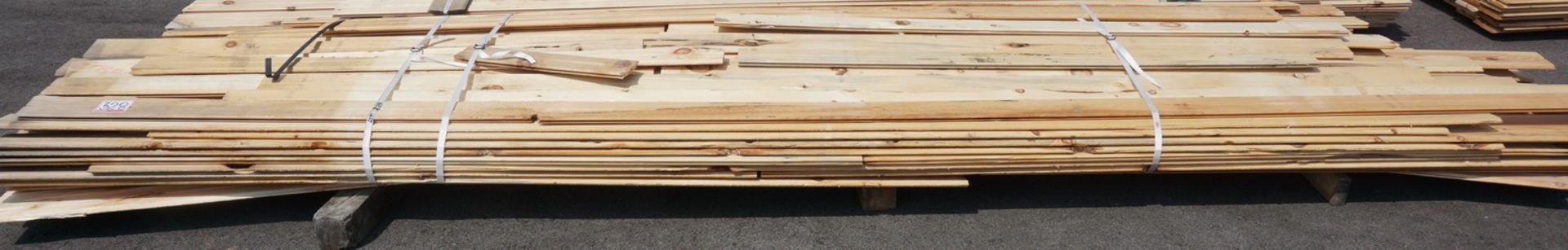 LOT - 1273' OF 1 X 5 PINE TONGUE & GROOVE LUMBER (V-GROOVE)
