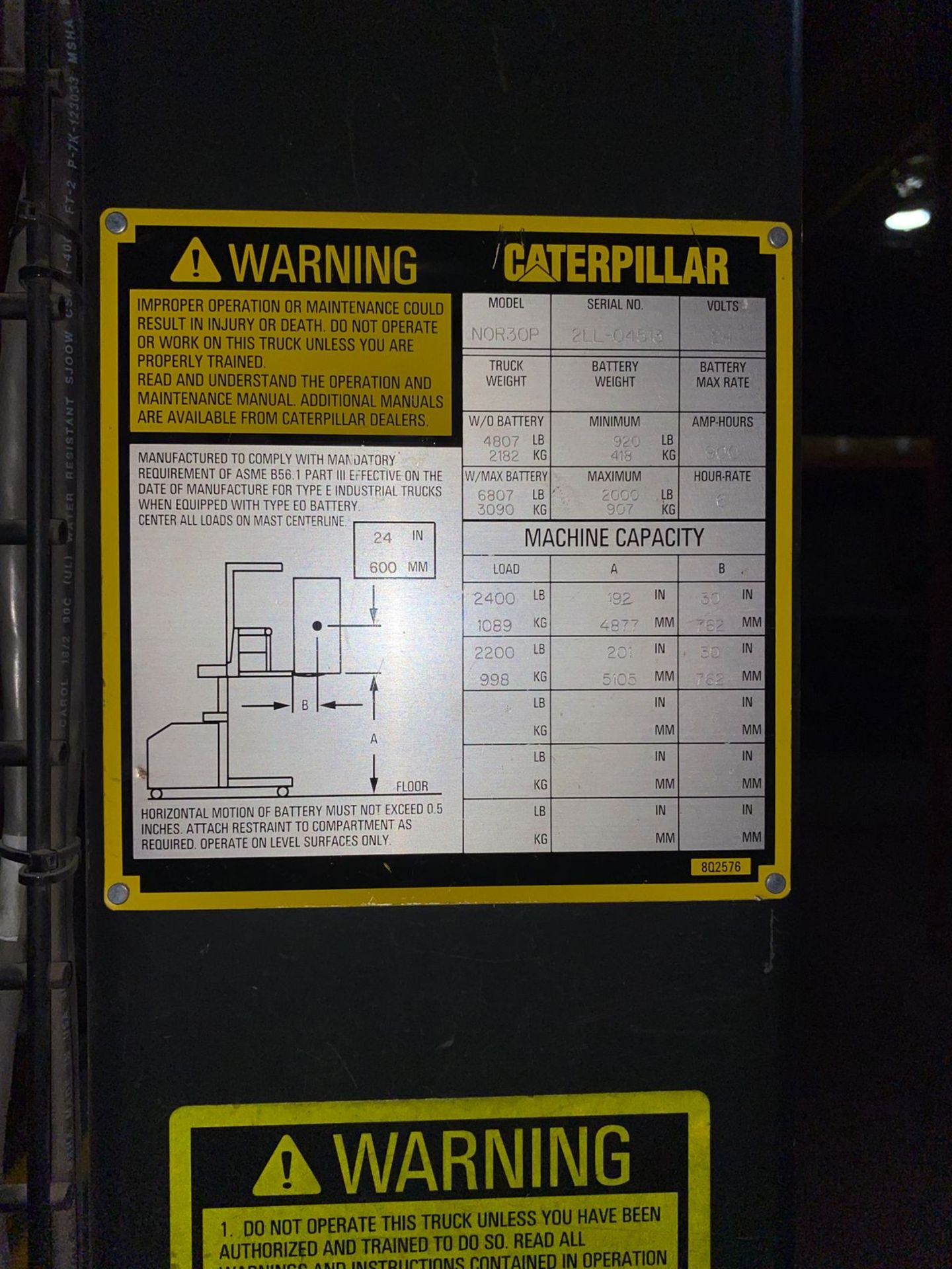 CATERPILLAR NOR30P ELECTRIC ORDER PICKER LIFT W/ 3,000LBS CAP, 201" LIFT (126" RESTING HEIGHT), - Image 2 of 7