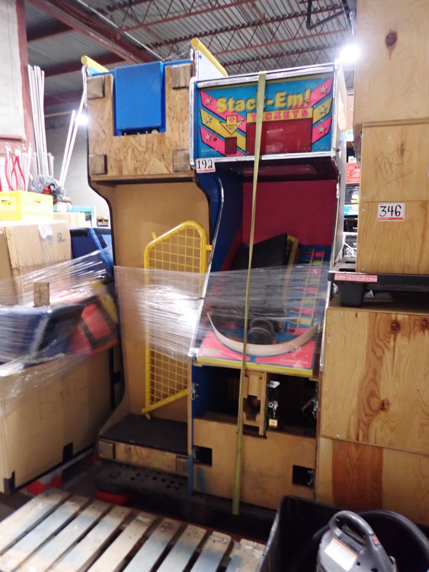 LASER-TRON STACK EM ARCADE ORIGINAL SKEEBALL GAME - Image 2 of 3