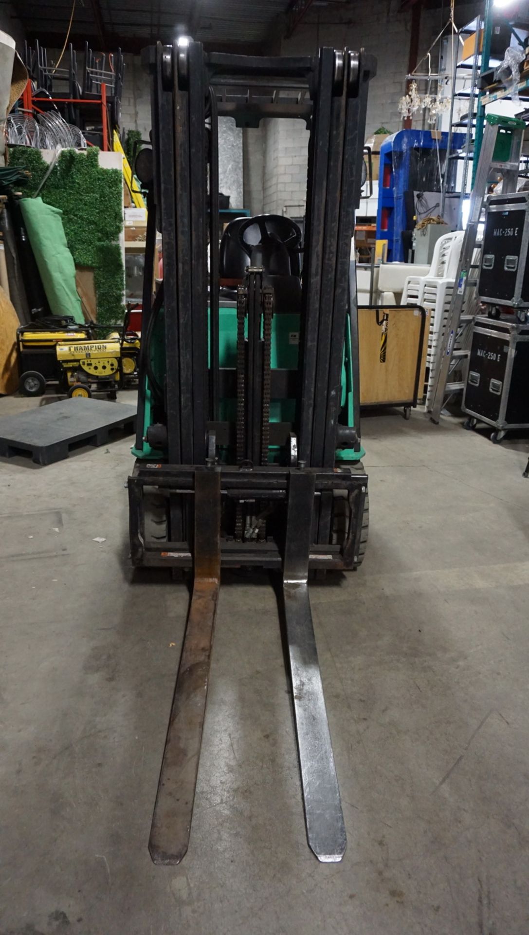 MITSUBISHI FBC25N2 4,500LBS CAP ELECTRIC FORKLIFT W/ 3-STAGE MAST, 188” LIFT, & SIDE SHIFT, S/N - Image 10 of 11