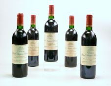 Fünf Flaschen Chateau Haut-Bages Libéral, Paulliac, Grand Cru Classé, 1992,Rotwein, die Etiketten