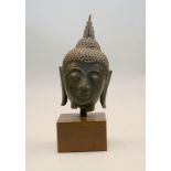 Bronze Buddha Kopf, Thailand, Ayutthaya Periode,Bronzeguss in verlorenene Form, Sandkern,