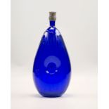 Alpenländische Schnapsflasche, 18. Jhd.,Nabelflasche aus kobalblauem Glas, längsoptische Wandung,