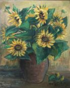 Deutsch: Blumenstillleben mit Sonnenblumen in einer Vase, Mitte 20. Jhd.,großes Blumenstillleben mit