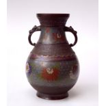 Cloissonnée Vase nach Song Vorbild, Japan, Quianlong,Bronze und Zellenschmelzmedaille, bräunliche