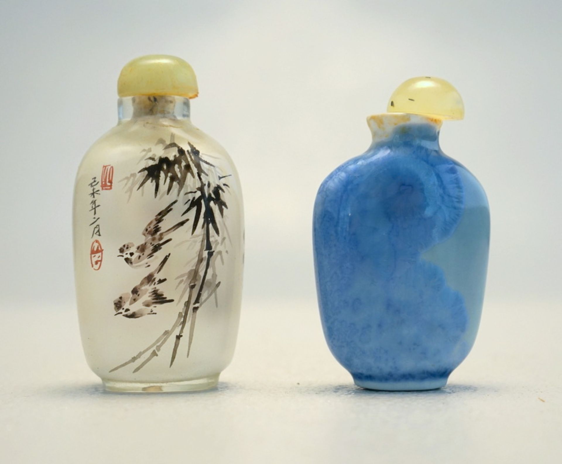 Interessante Snuff Bottle mit Irisierender Oberfläche, China Quing-Dyn. - Image 2 of 2