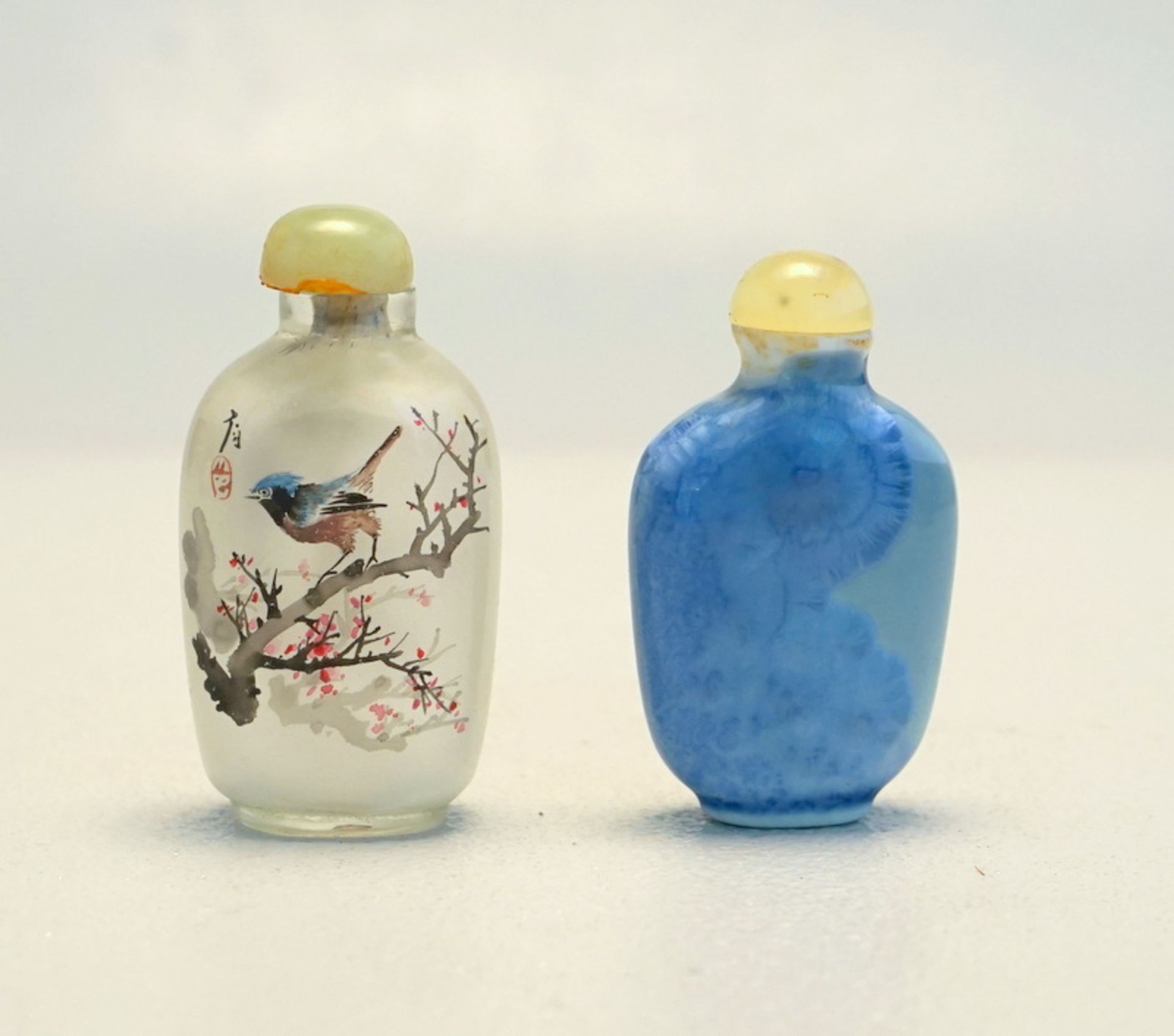 Interessante Snuff Bottle mit Irisierender Oberfläche, China Quing-Dyn.