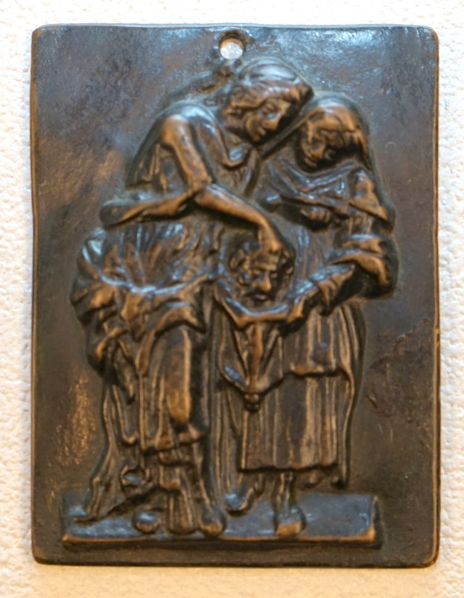 Kleines Bronze-Relief, Judith mit dem Kopf d. Holofernes, 16.Jhd.