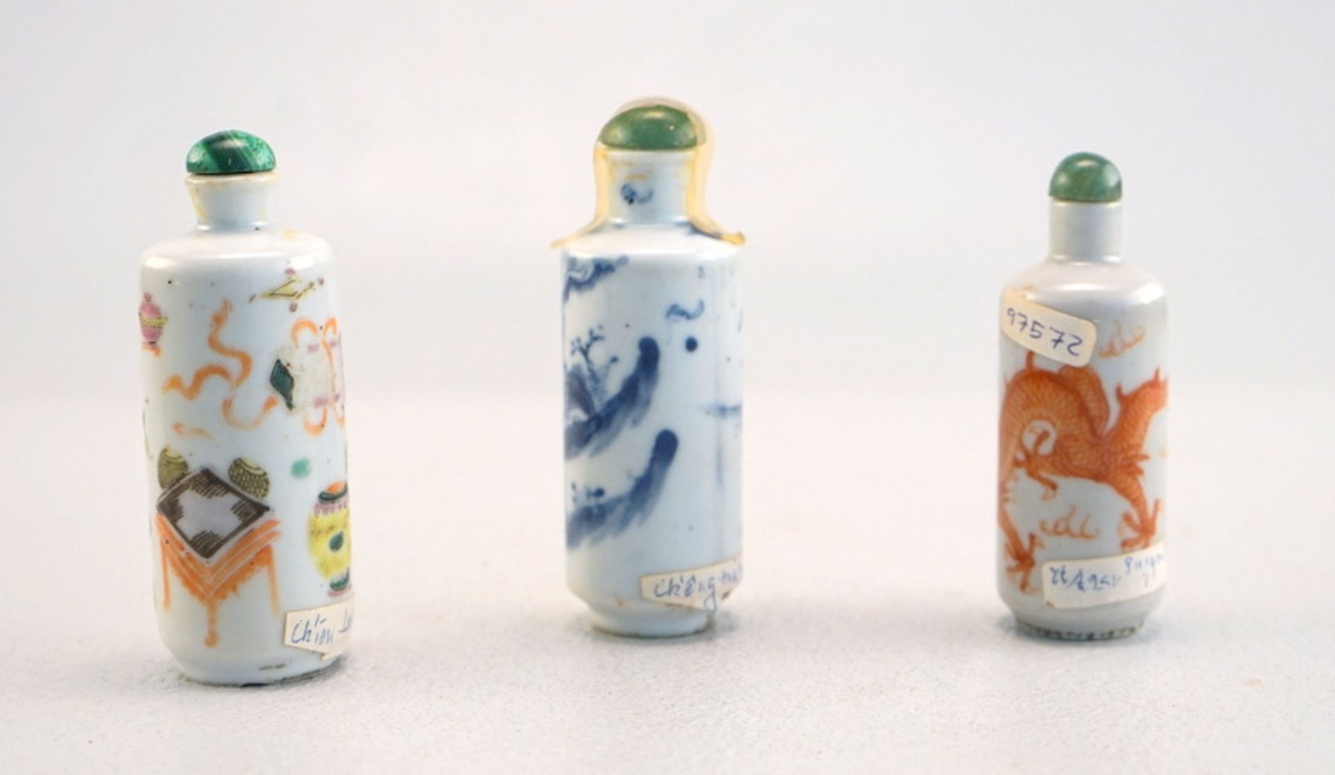 Drei Snuff Bottles China 18. Jhd. - Image 2 of 3