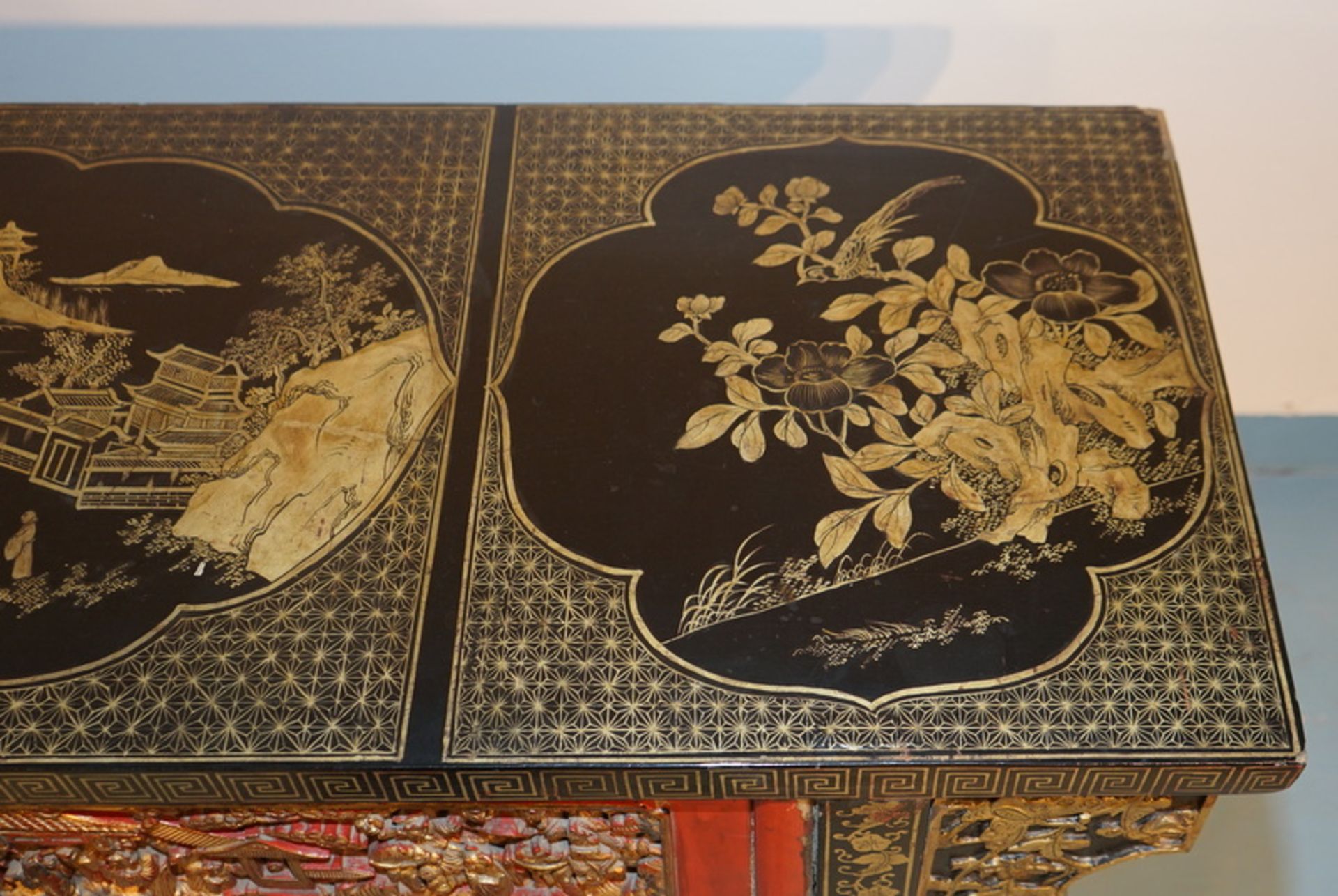 Antiker chinesischer Altartisch mit Lackoberfläche Guangxu - Image 5 of 8