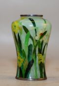 Vase mit Osterglocken- eingeschmolzenes Farbglas -China