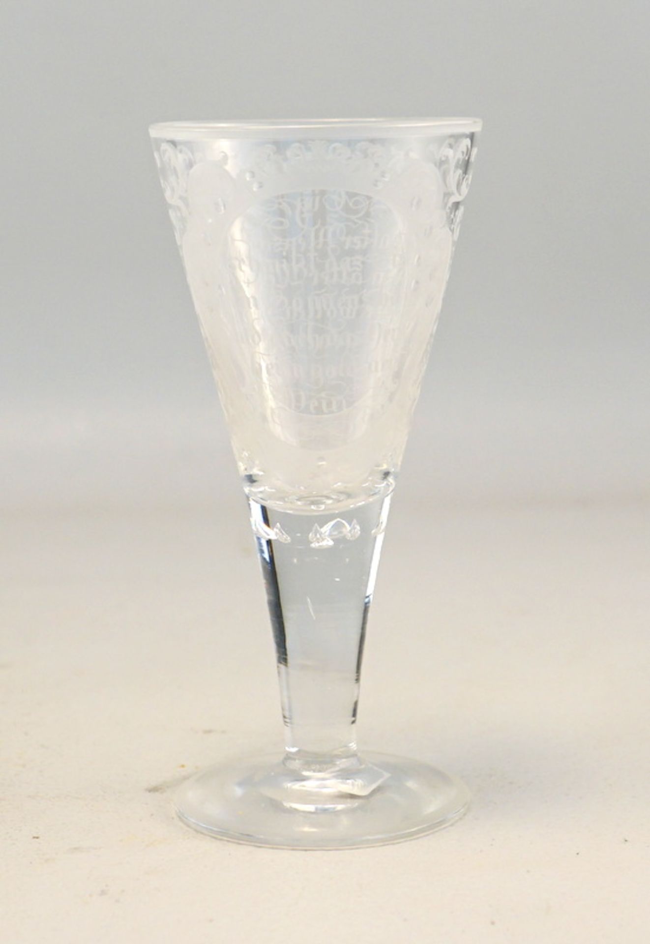 Wentzel, Moritz: Trichterglas mit Schliffdekor im Stil des 18.Jhd., um 1880