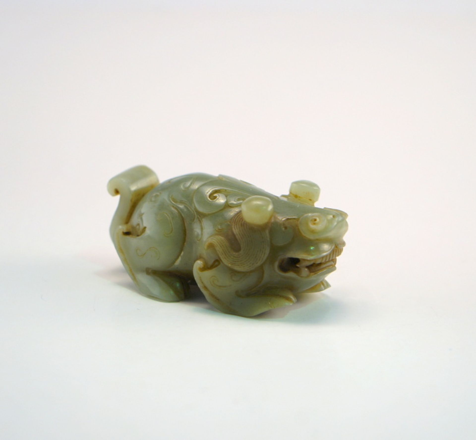 Fabelwesen, möglw. Frosch, Jade, im Stil der Han-Dynastie