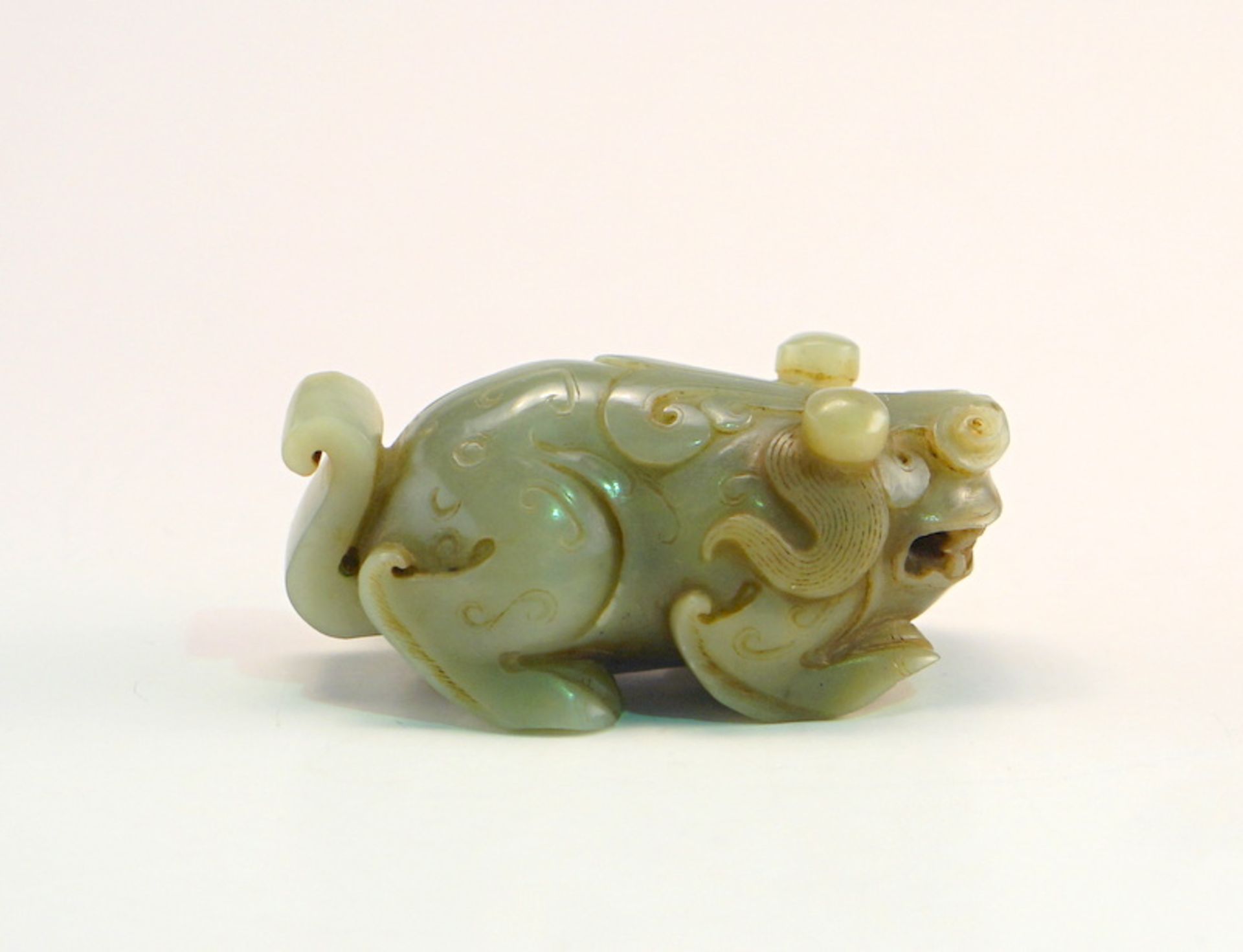Fabelwesen, möglw. Frosch, Jade, im Stil der Han-Dynastie - Bild 2 aus 4