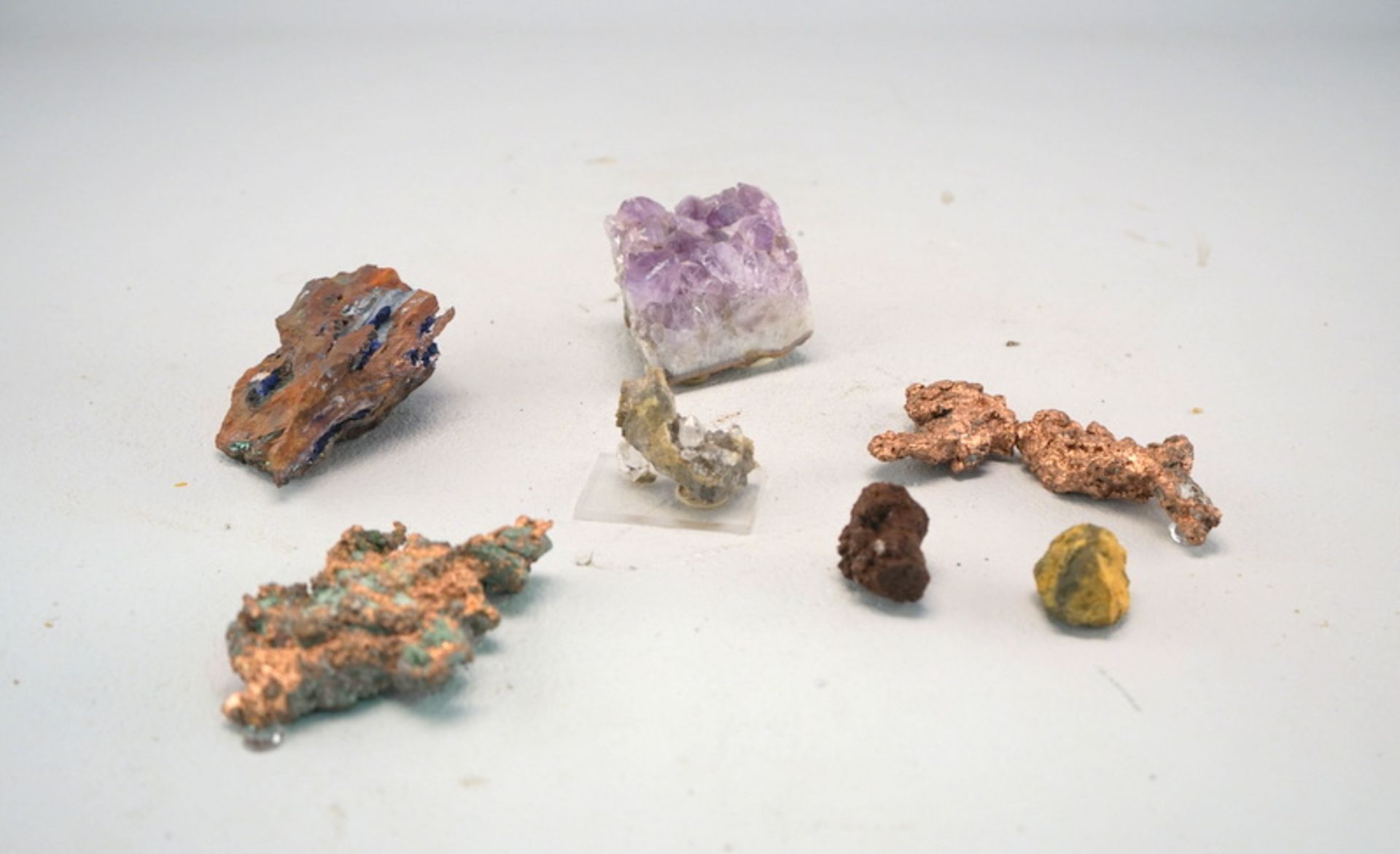 Sammlung von 14 Mineralien
