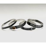 Set of 4 bangles 1994 UK Postage: £15.04