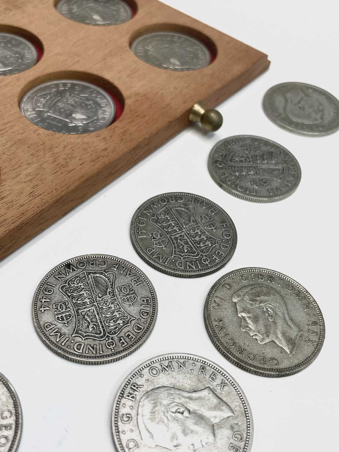 Great Britain King George VI Halfcrowns Silver and Cupro nickel & Queen Elizabeth II Comprising 17 - Image 2 of 7